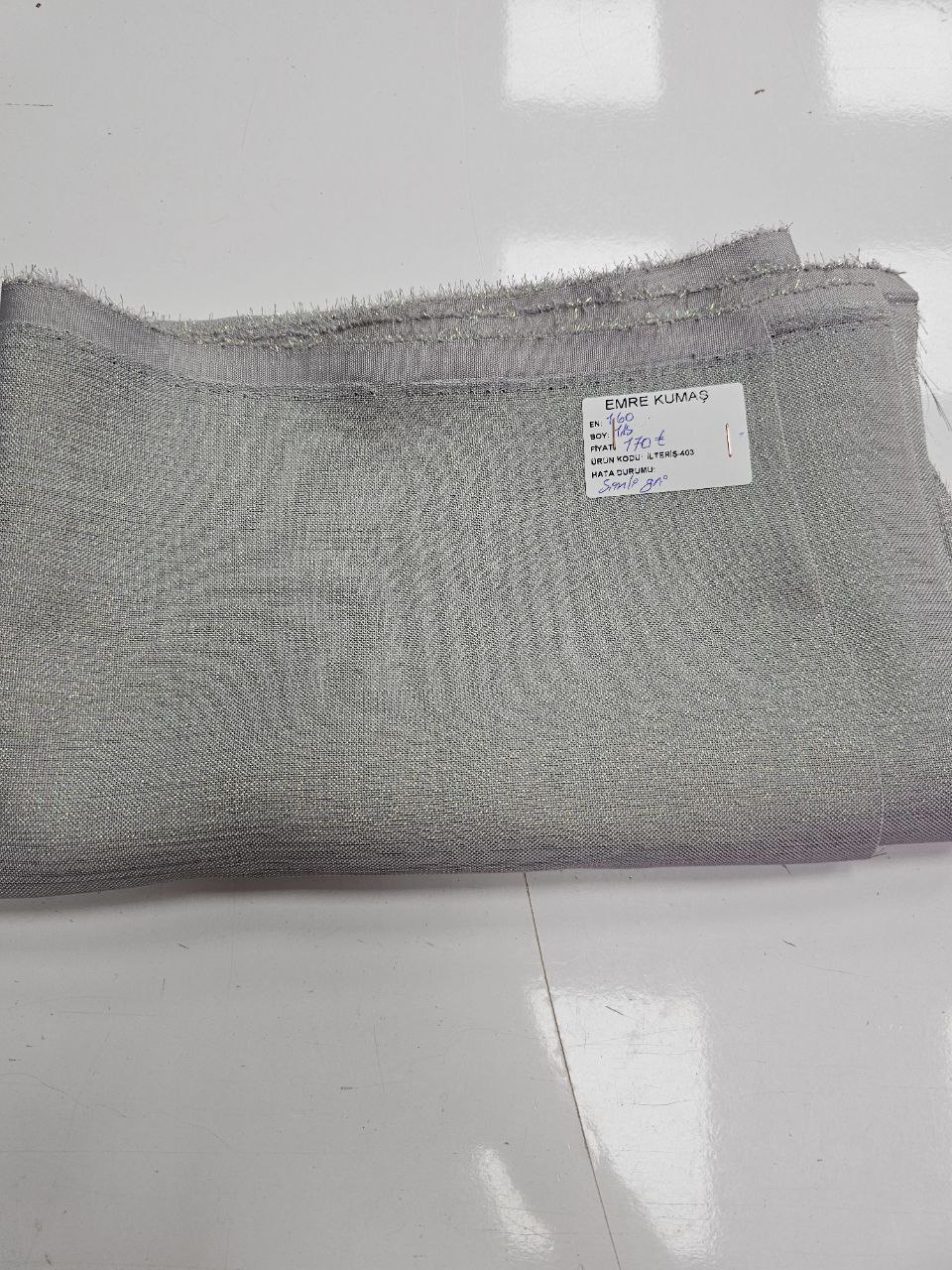 Gri Renk Simli Gardenya Kumaş