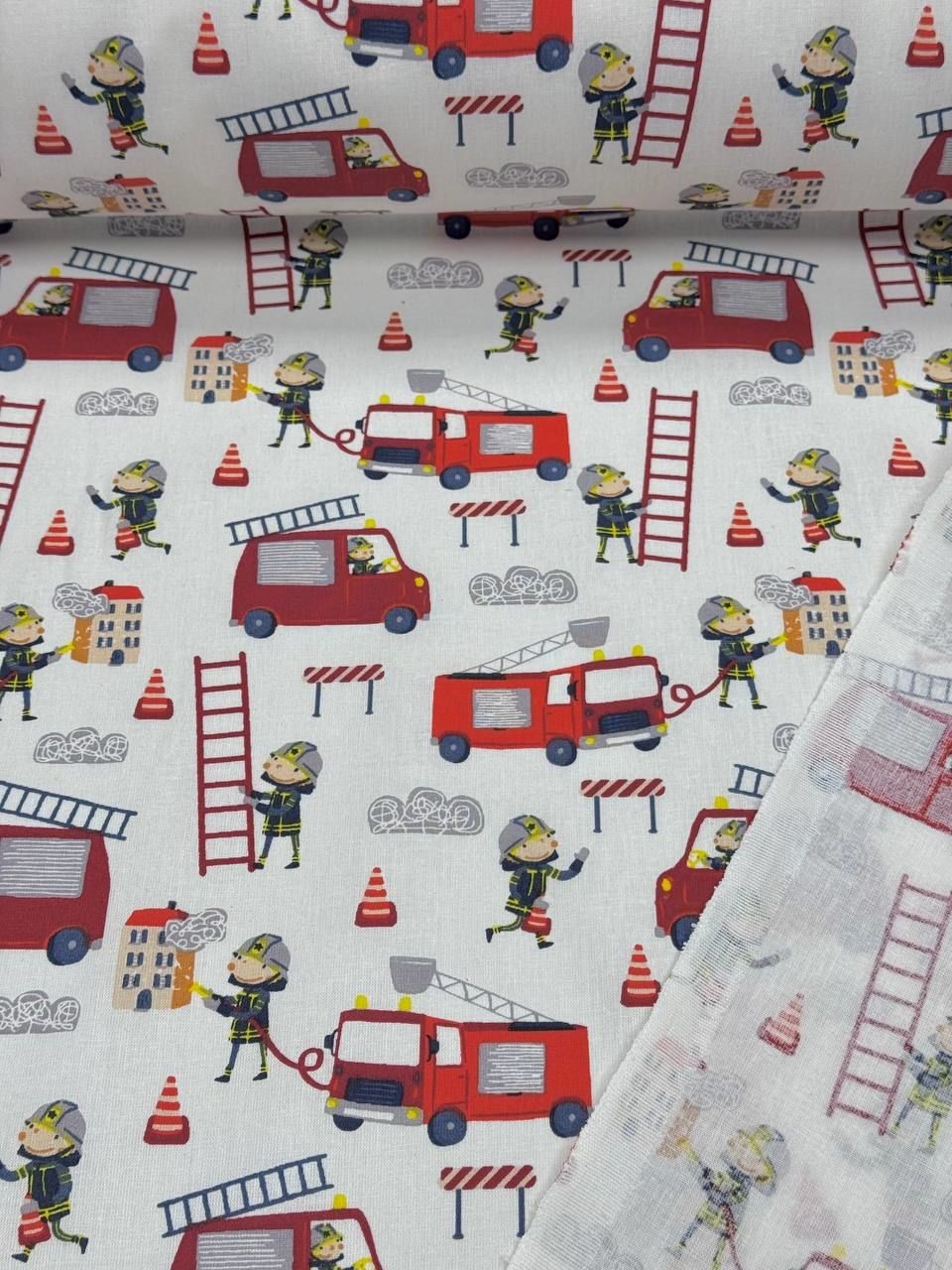İtfaye Desenli Poplin Kumaş