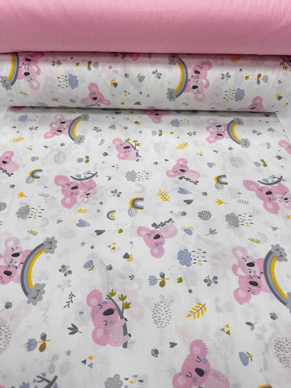 Pembe Uykucu Koala Desenli Nevresimlik Poplin Kumaş