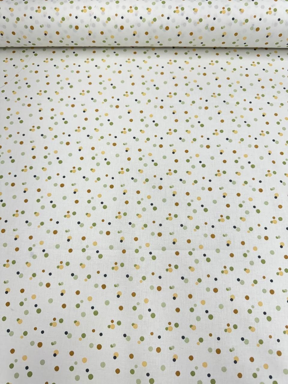 Renkli Puantiye Desenli İthal Poplin Kumaş