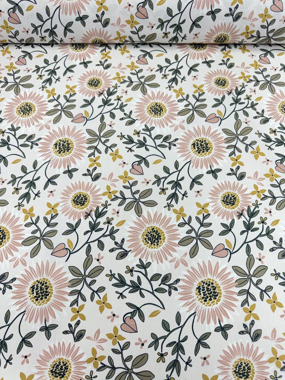 Pembe Ayçiçeği Desenli İthal Poplin Kumaş