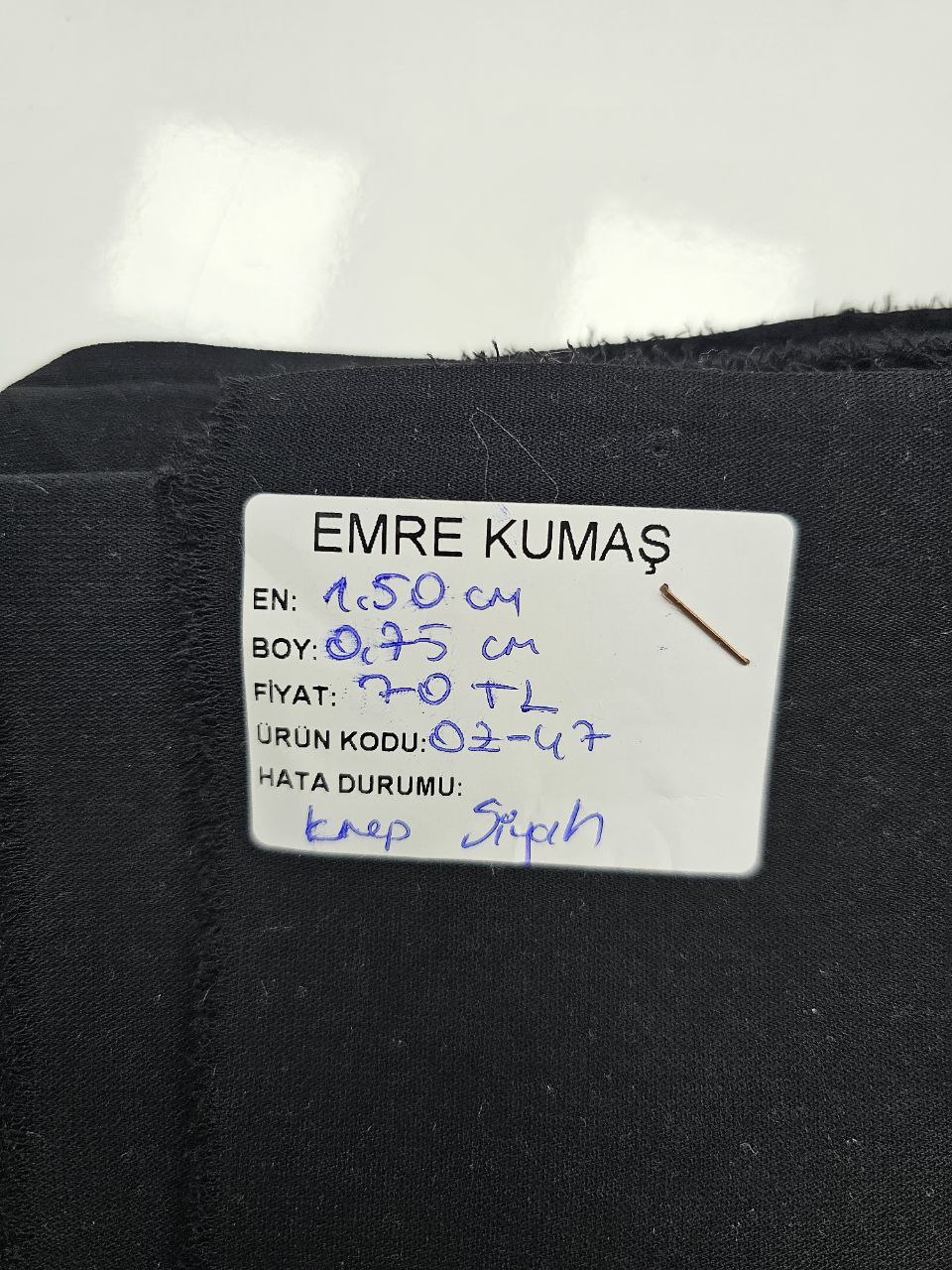 Siyah Renk Krep Kumaş