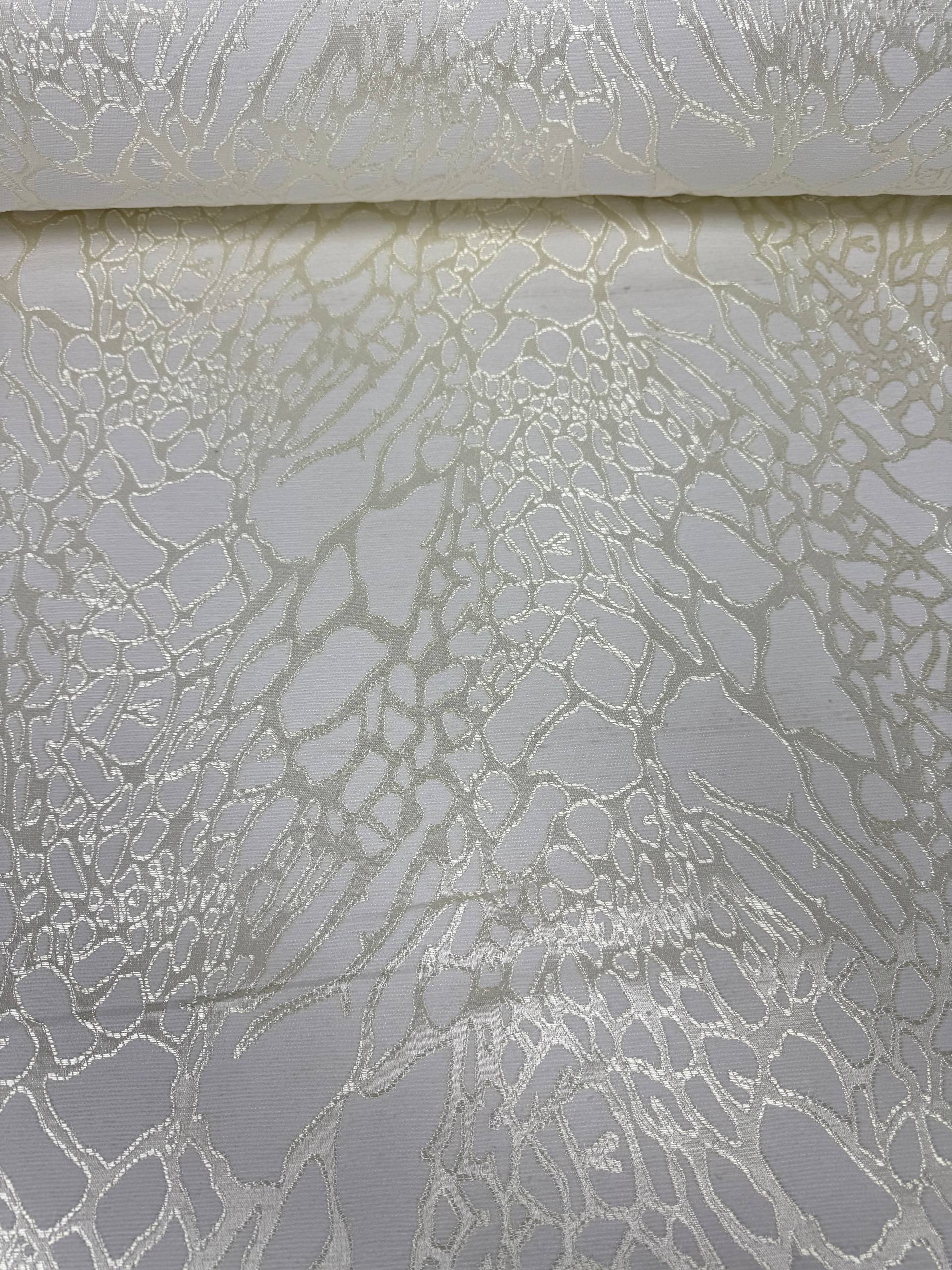 Krem Çakıl Taşı Desen Şönil Pike