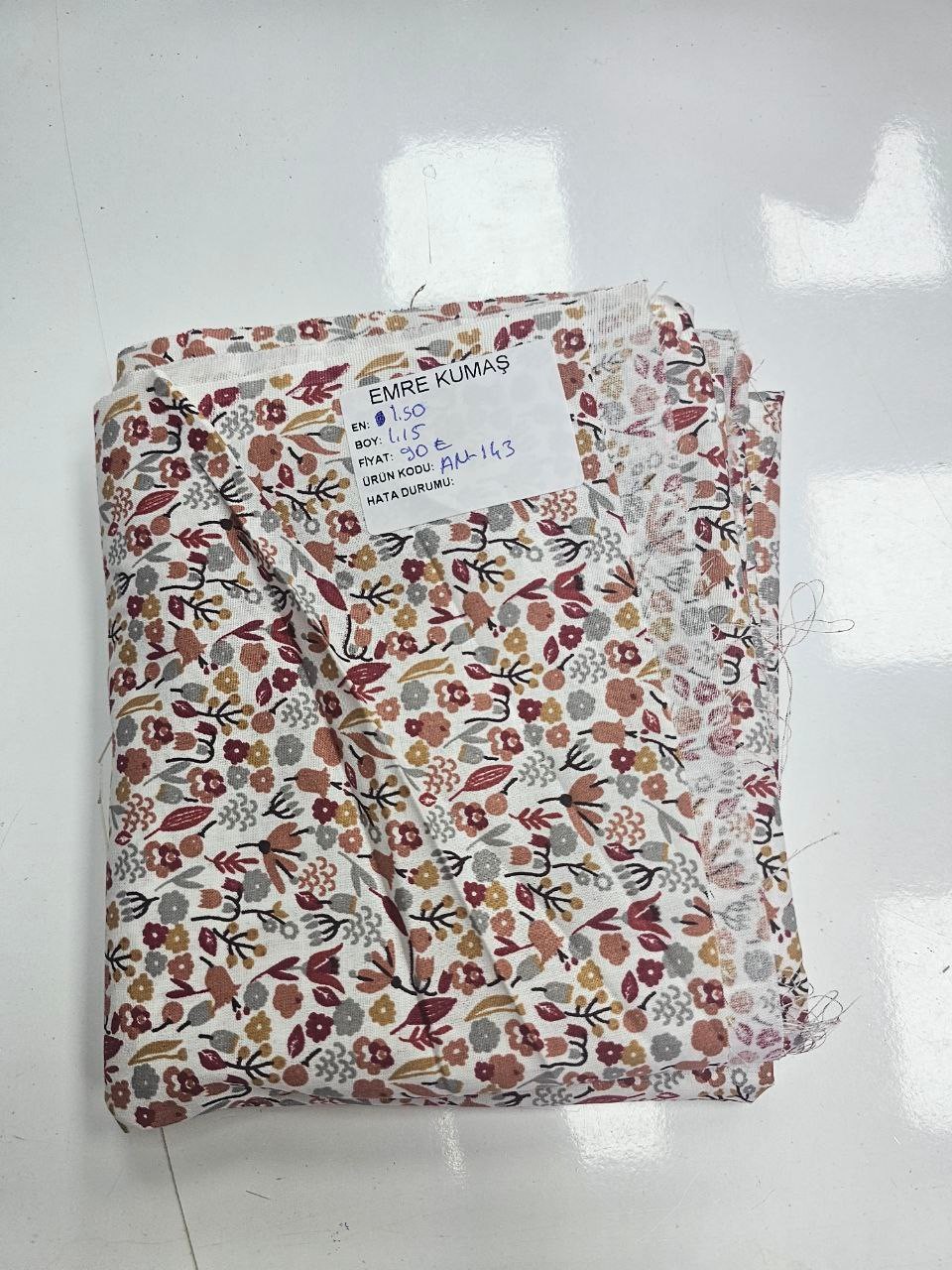 Mini Çıtır Çiçek Desenli Giyimlik Poplin Kumaş