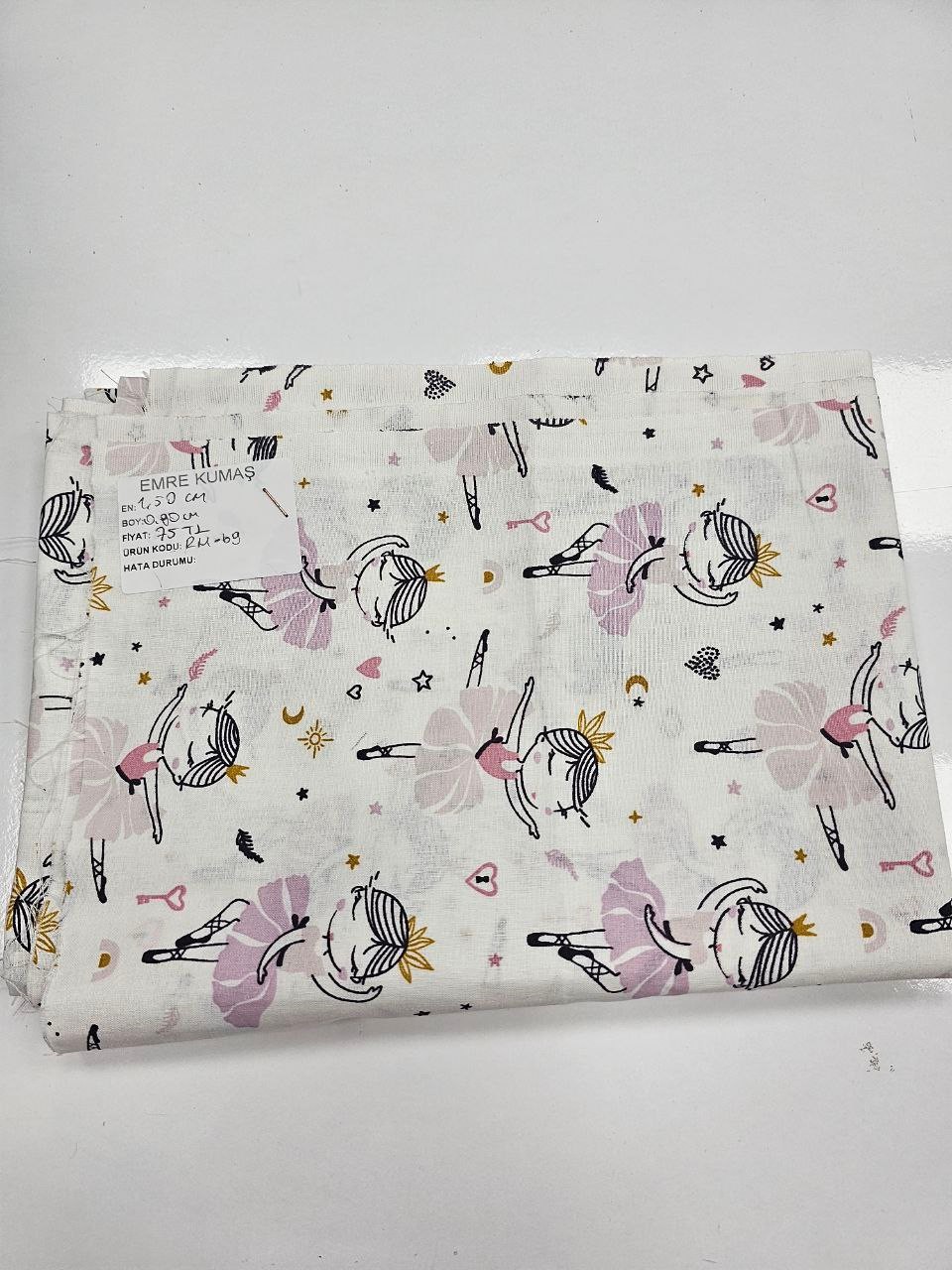 Balerin Kız Desenli Giyimlik Poplin Kumaş