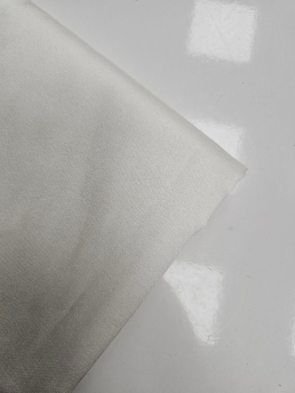 Ecru Shiny Cotton Satin Fabric