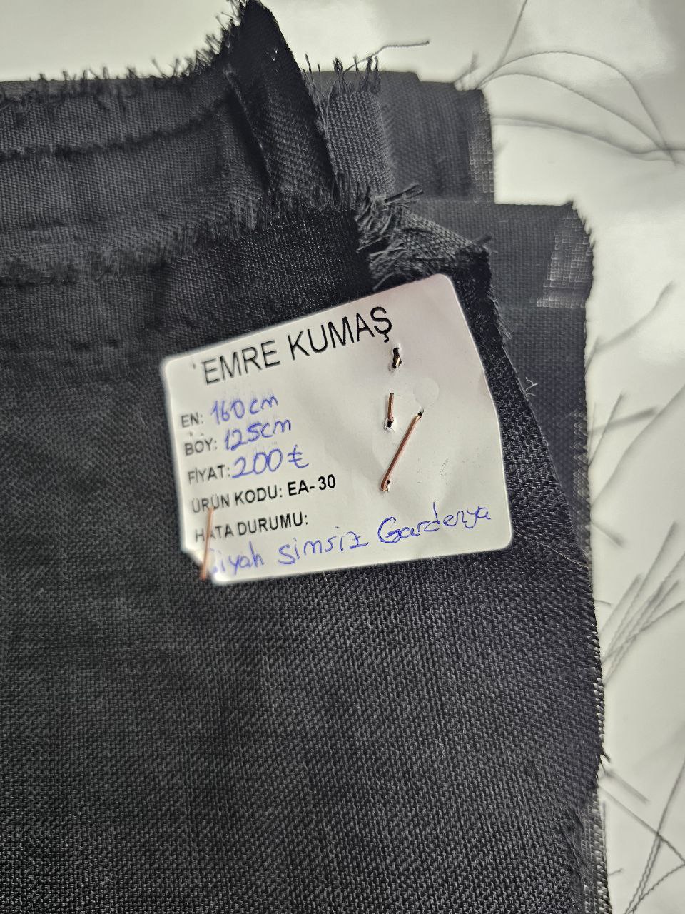 Siyah Renk Simsiz Renk Gardenya Kumaş