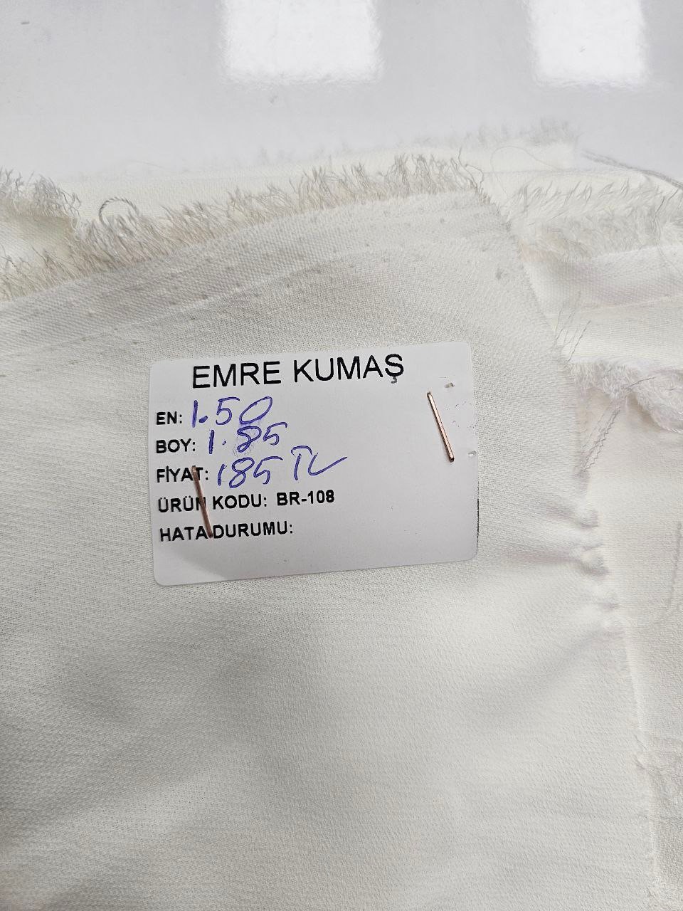 Ekru Renk Giyimlik Krep Kumaş