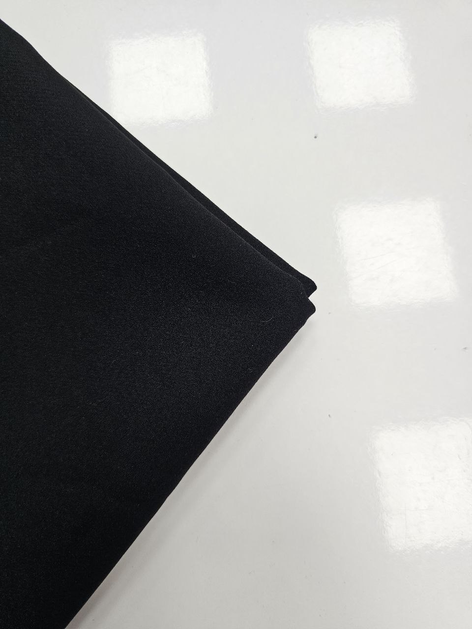 Black Color Crepe Fabric for Clothing