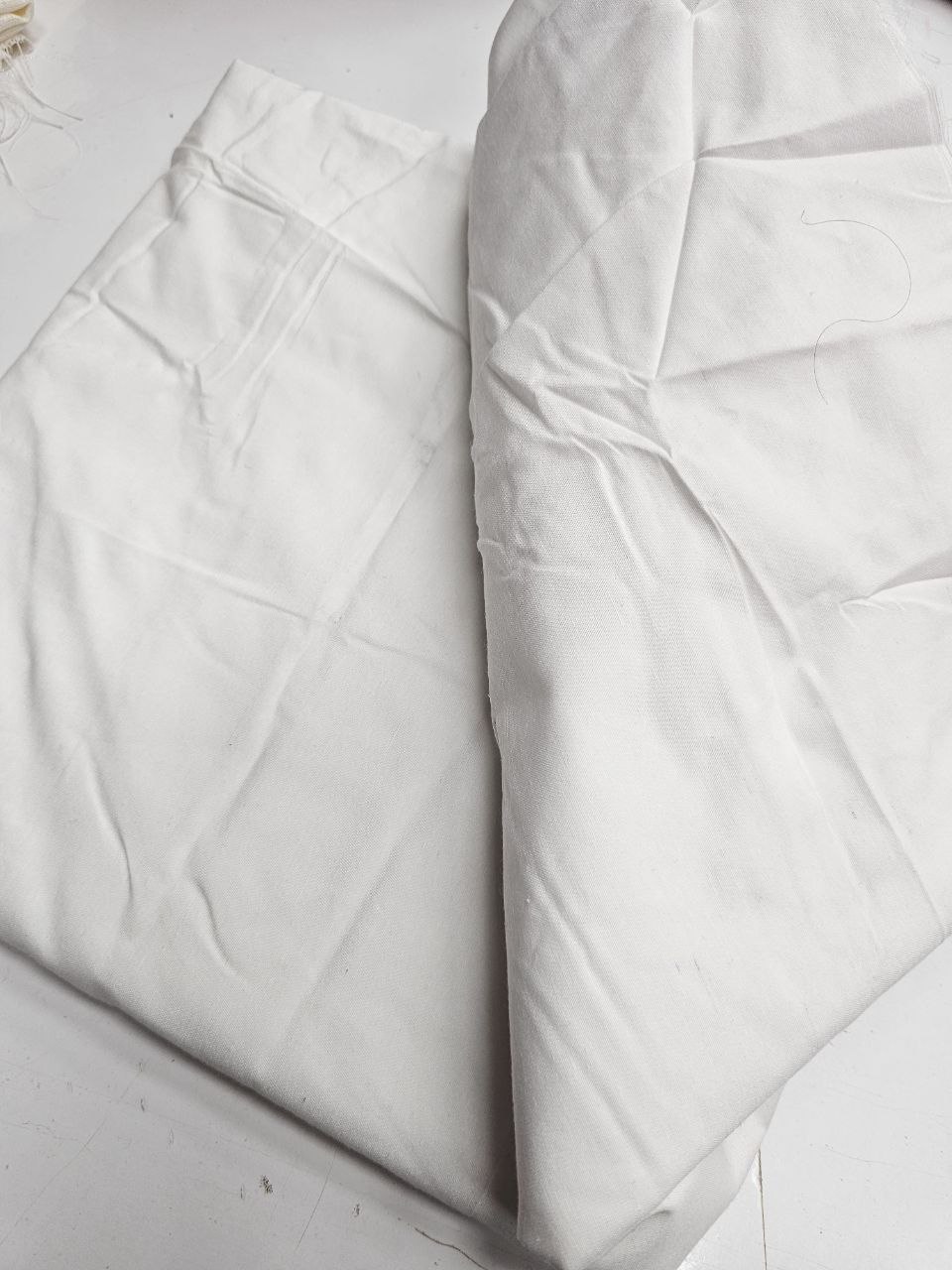 Beyaz Renk Astarlık Kumaş