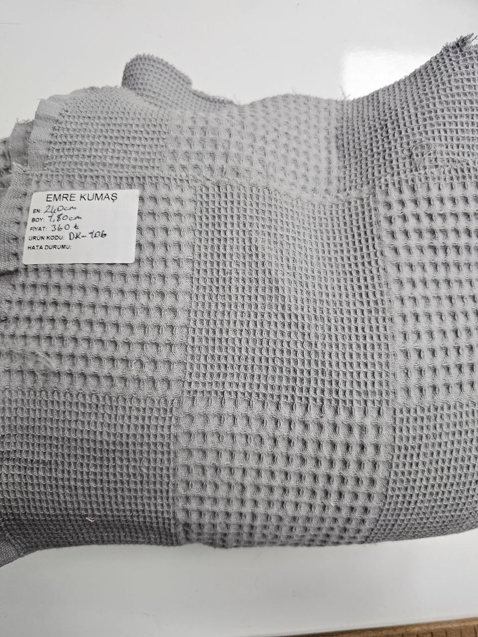 Gri Renk Waffle Pike Kumaşı