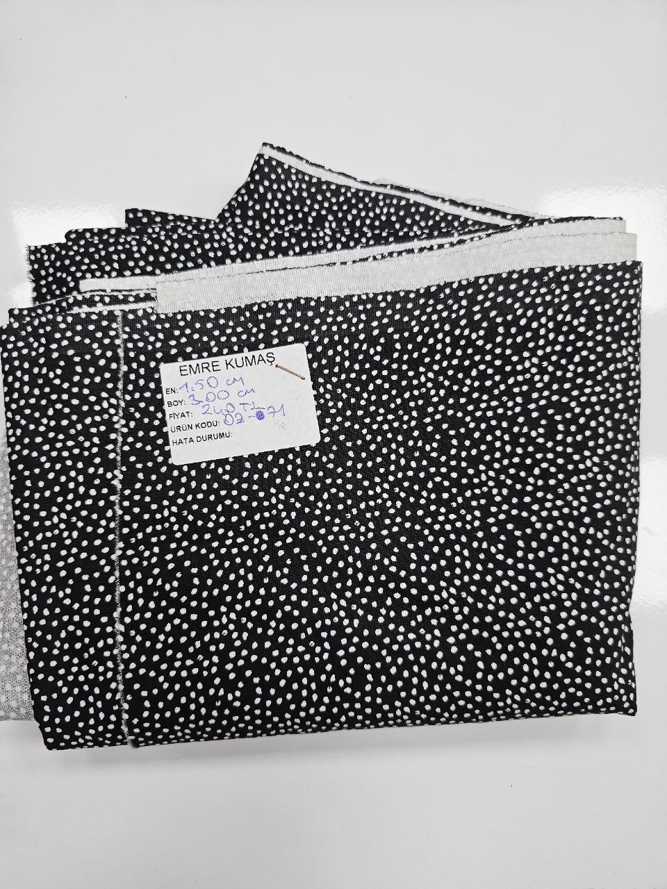Mini Puantiye Desenli Giyimlik Poplin Kumaş