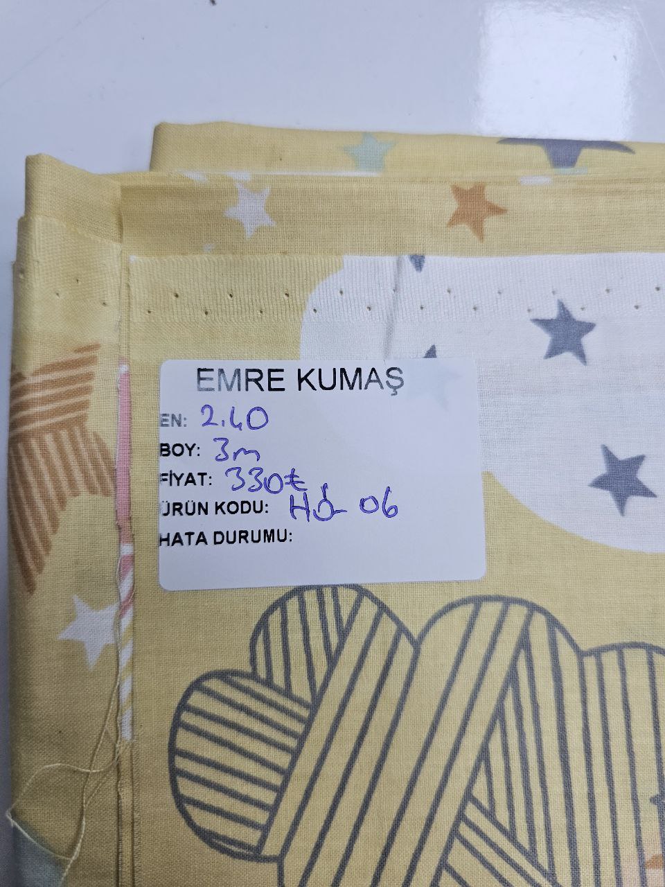 Grafiti Bulut Desenli Nevresimlik Poplin Kumaş