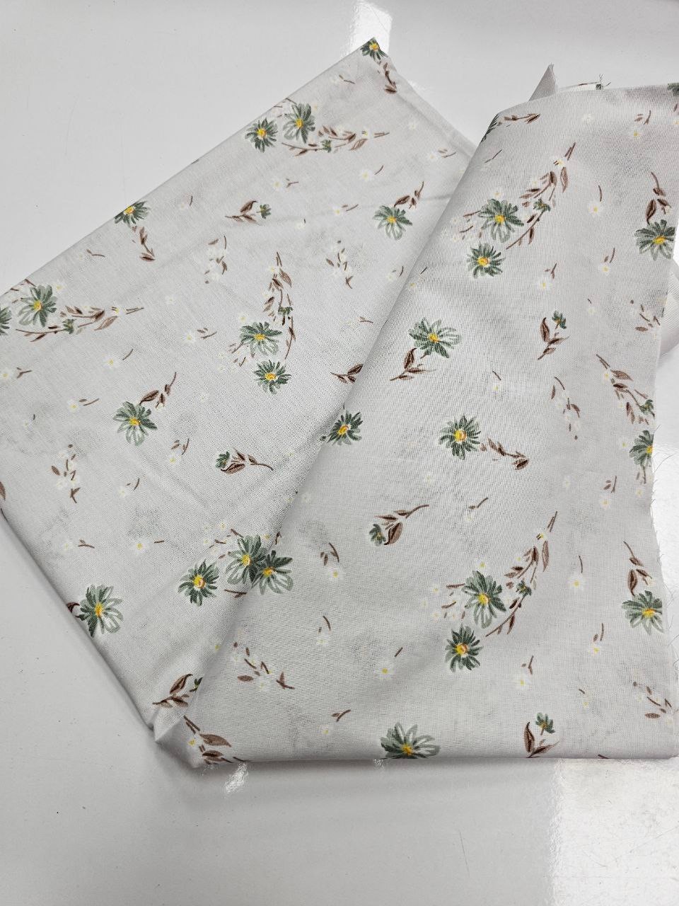 Mini Yeşil Çiçekli Nevresimlik Poplin Kumaş