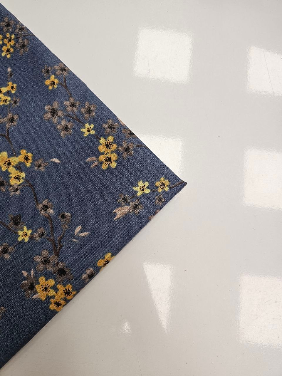 Mini Çiçekler Desenli Nevresimlik Poplin Kumaş