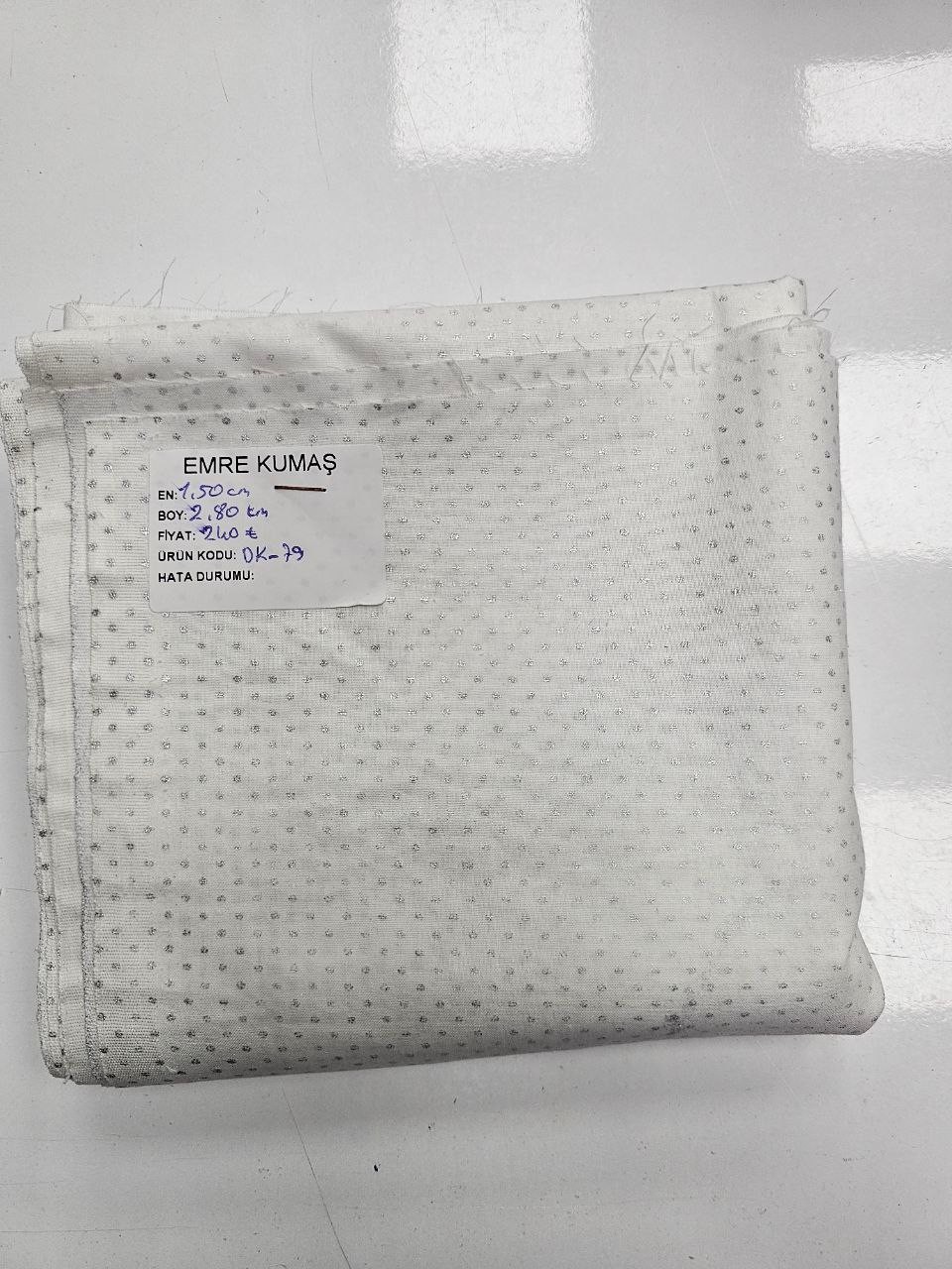 Mini Puantiye Desenli Giyimlik Poplin Kumaş
