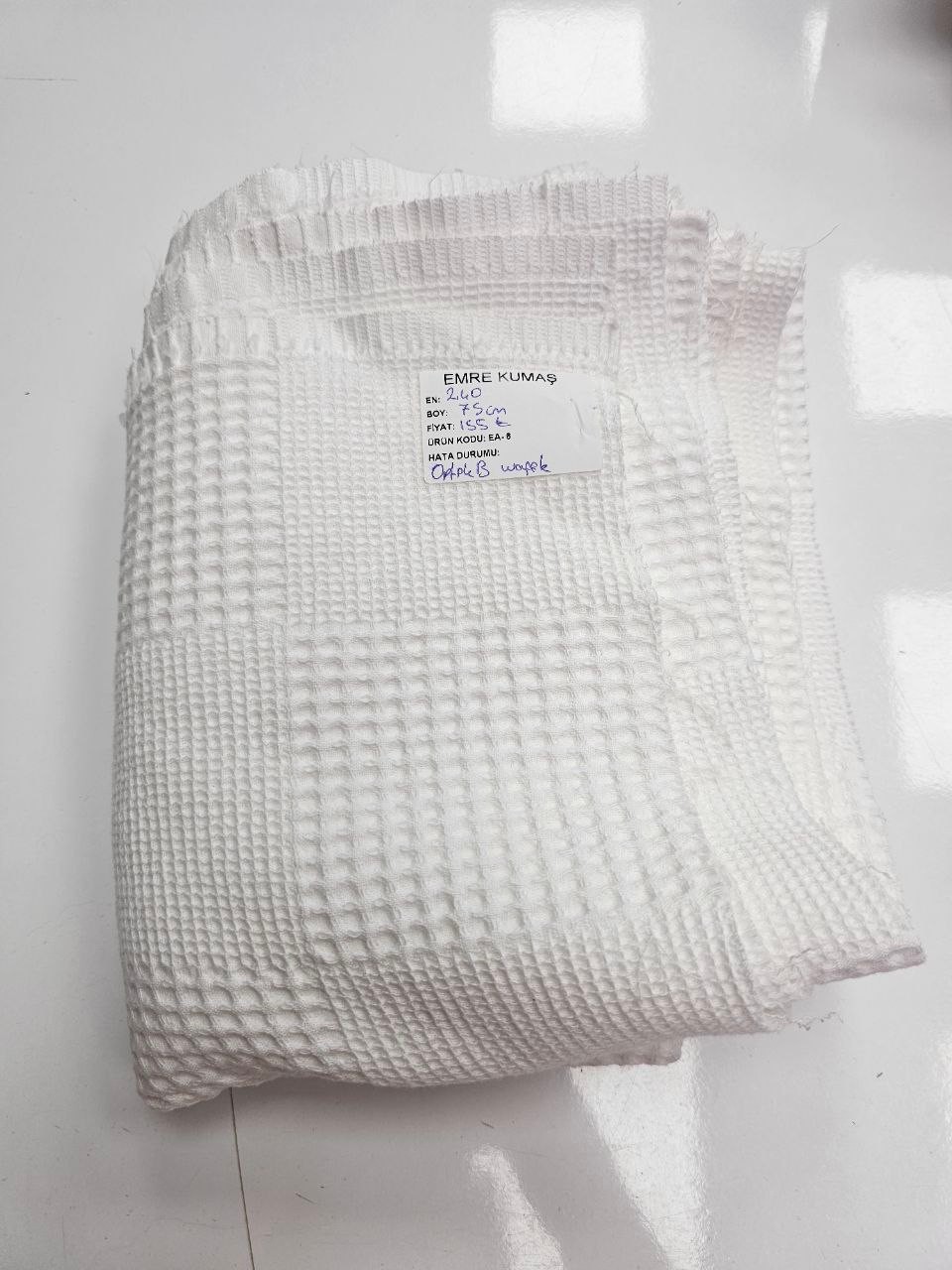Optik Beyaz Renk Waffle Pike Kumaşı