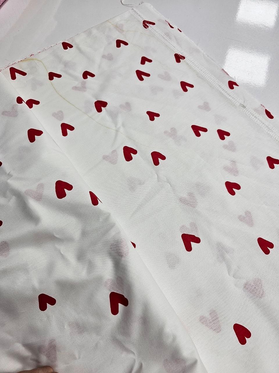 Poplin Fabric for Bed Linen with Heart Pattern