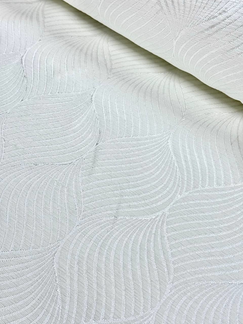 Ekru Diagonal Desenli Şönil Pike Kumaş