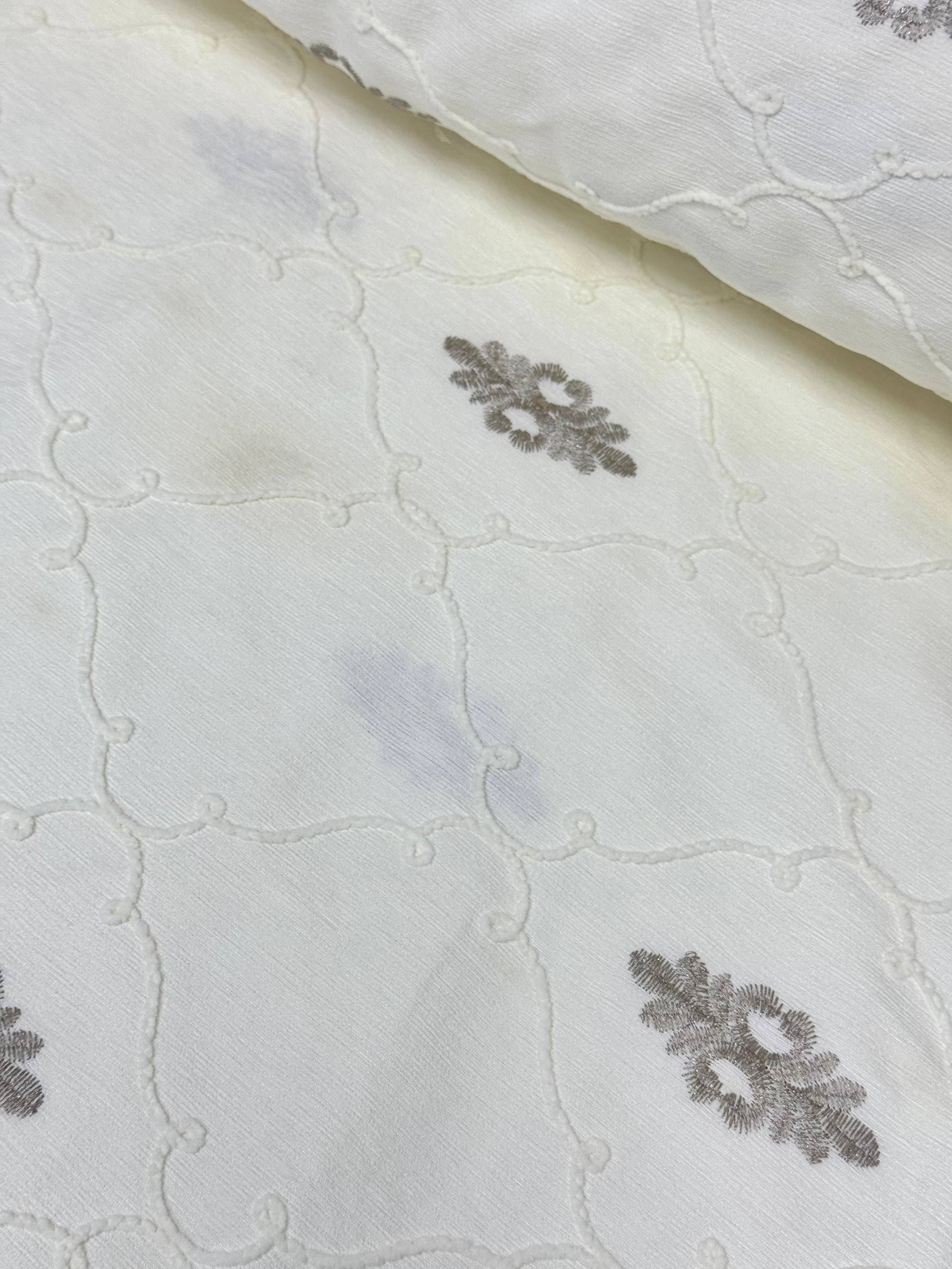 Ecru Frame Pattern Embroidered Hera Pique