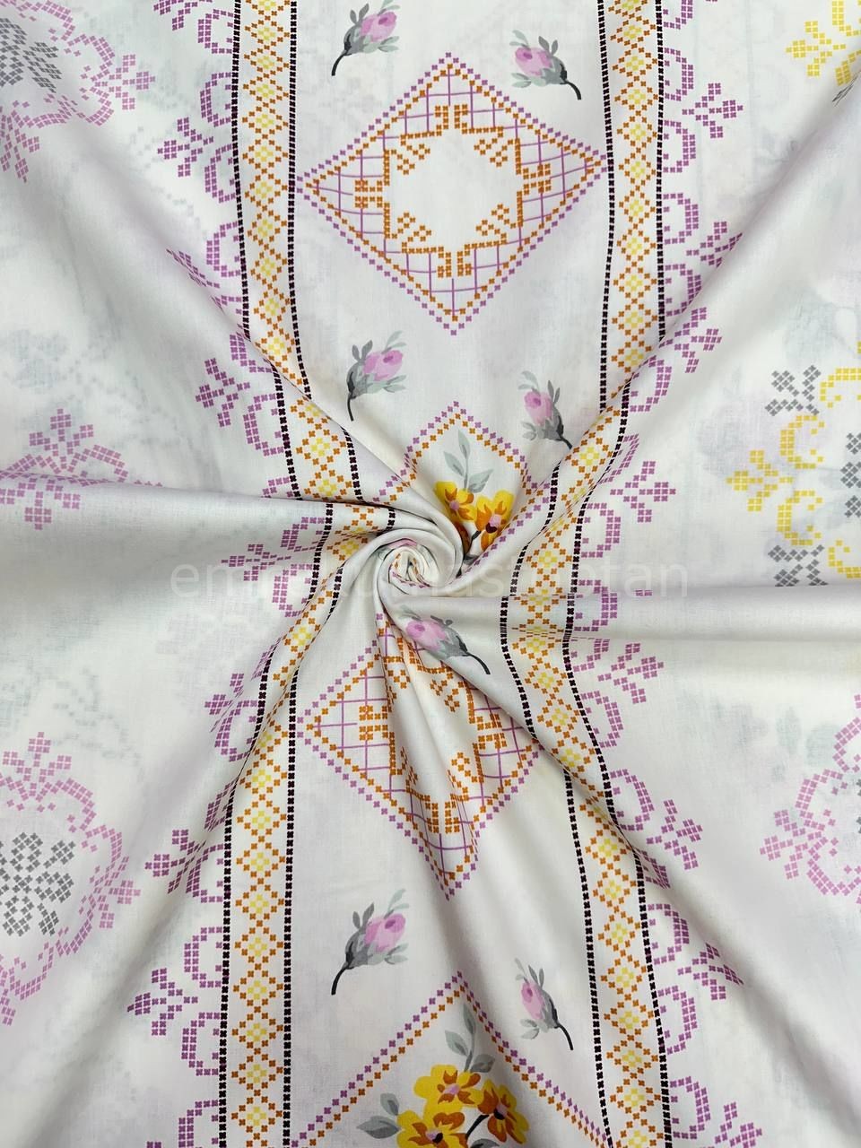 Kaneviçe Desen Nevresimlik Poplin Kumaş
