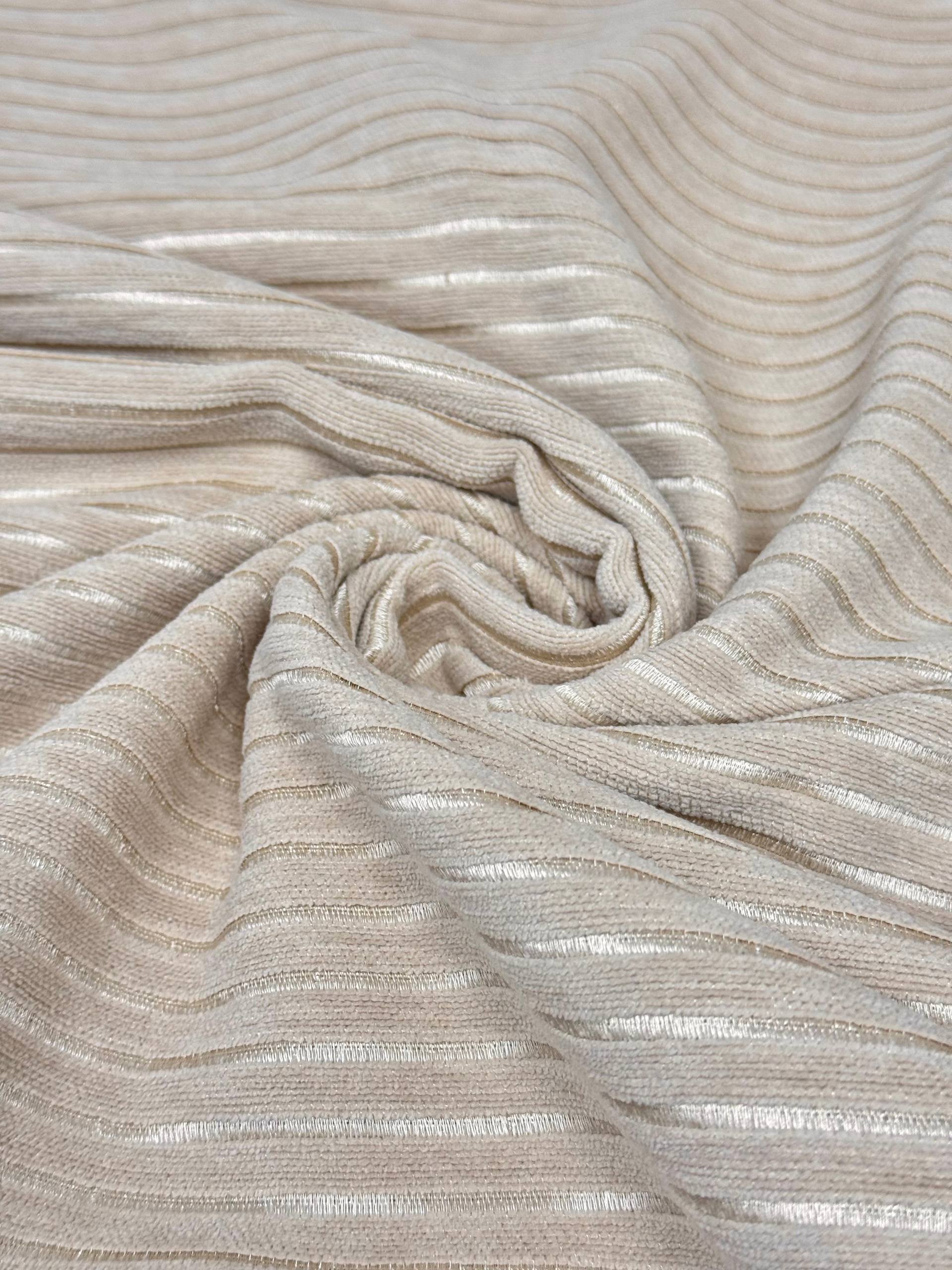 Lux Kapuçino Fitil Desenli Şönil Pike Kumaş