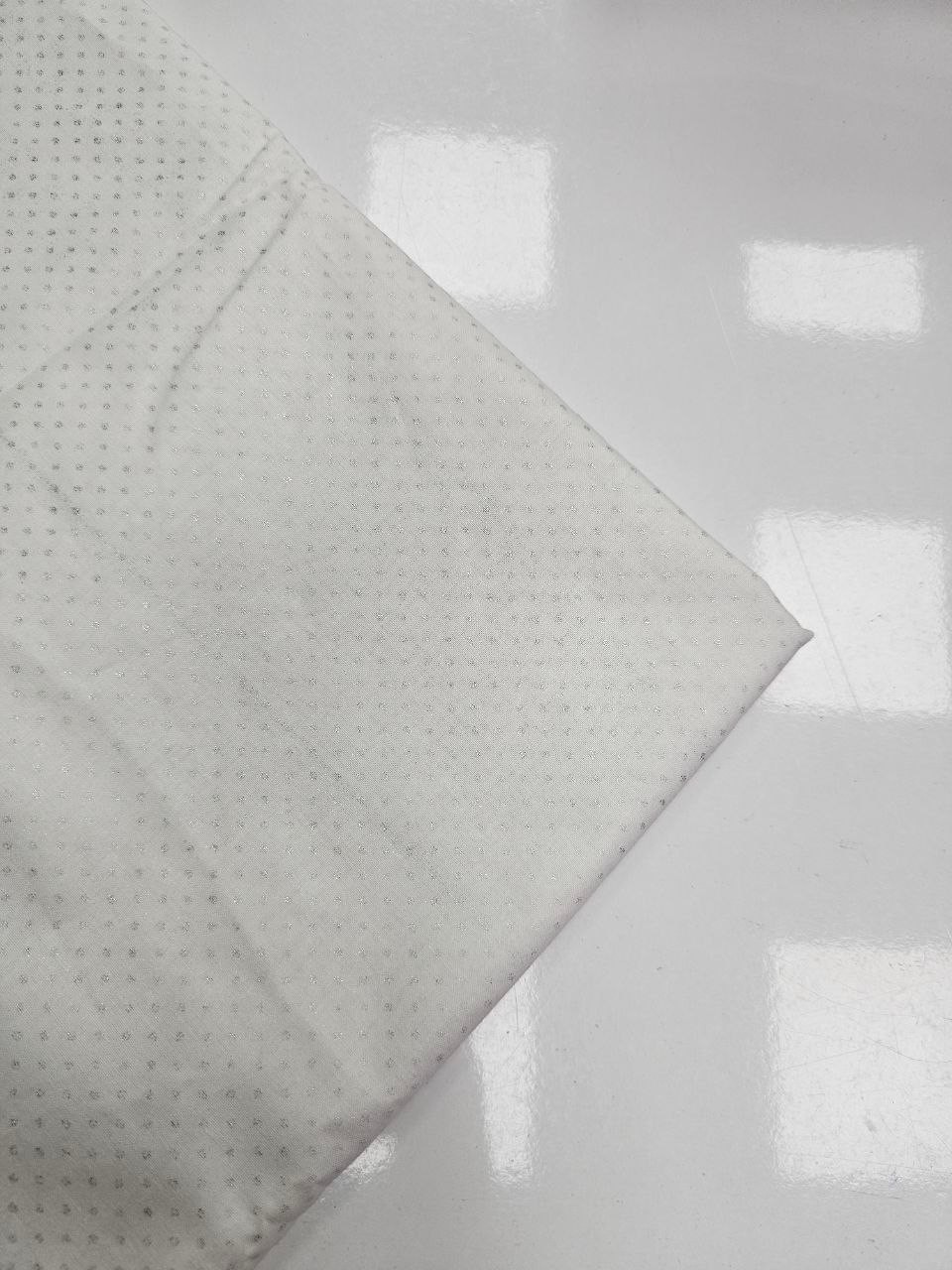 Mini Puantiye Desenli Giyimlik Poplin Kumaş