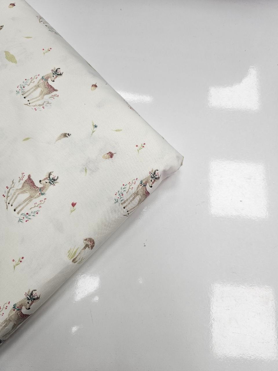 Bambi Desenli Nevrresimlik Poplin Kumaş