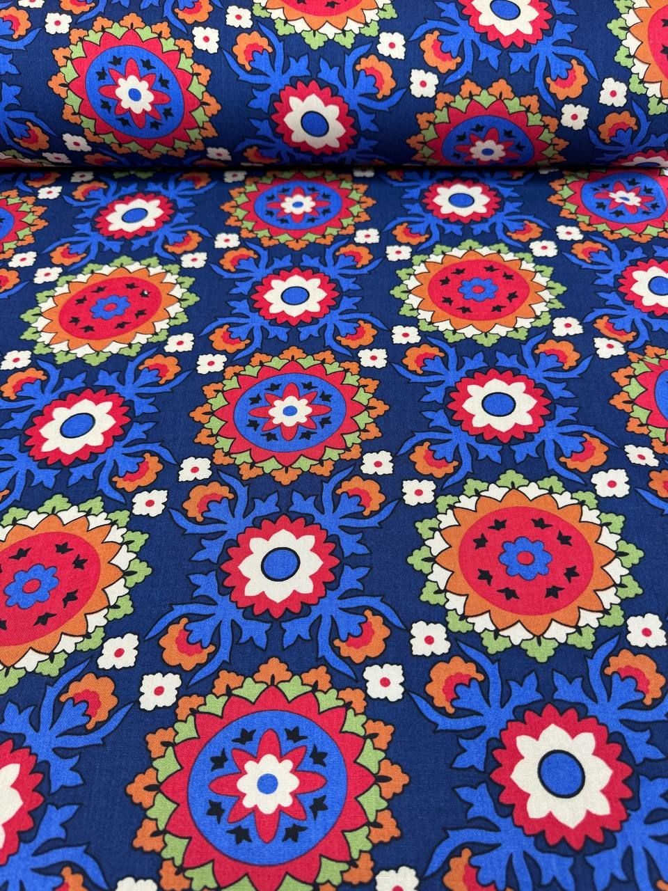 Motif Desen Pamuklu Empirme Viskon Kumaş