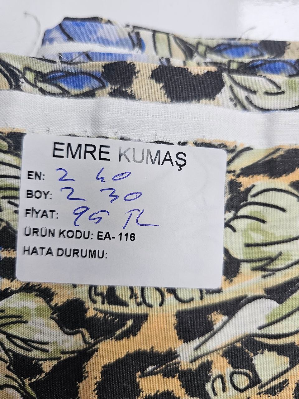 Çiçekli Leopar Desenli Nevresimlik Kumaş