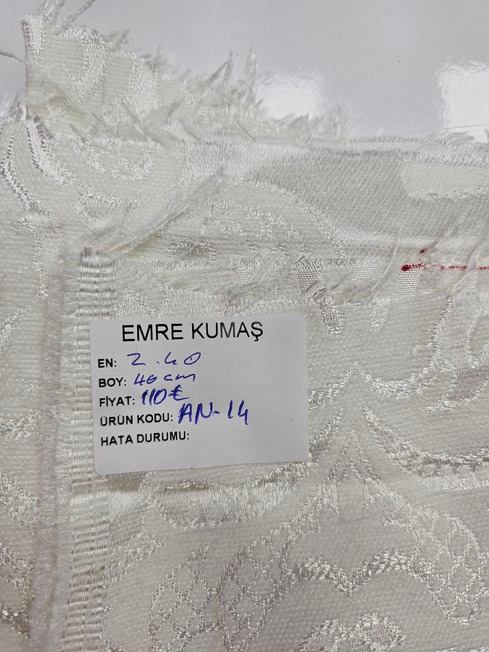 Damaks Desenli Şönil Pike Kumaşı