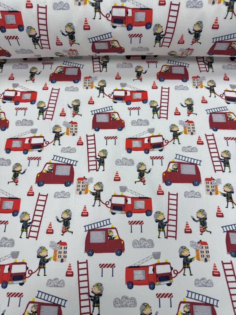 İtfaye Desenli Poplin Kumaş