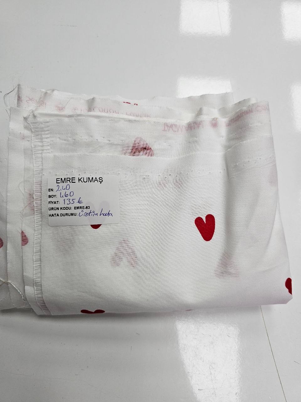 Poplin Fabric for Bed Linen with Heart Pattern