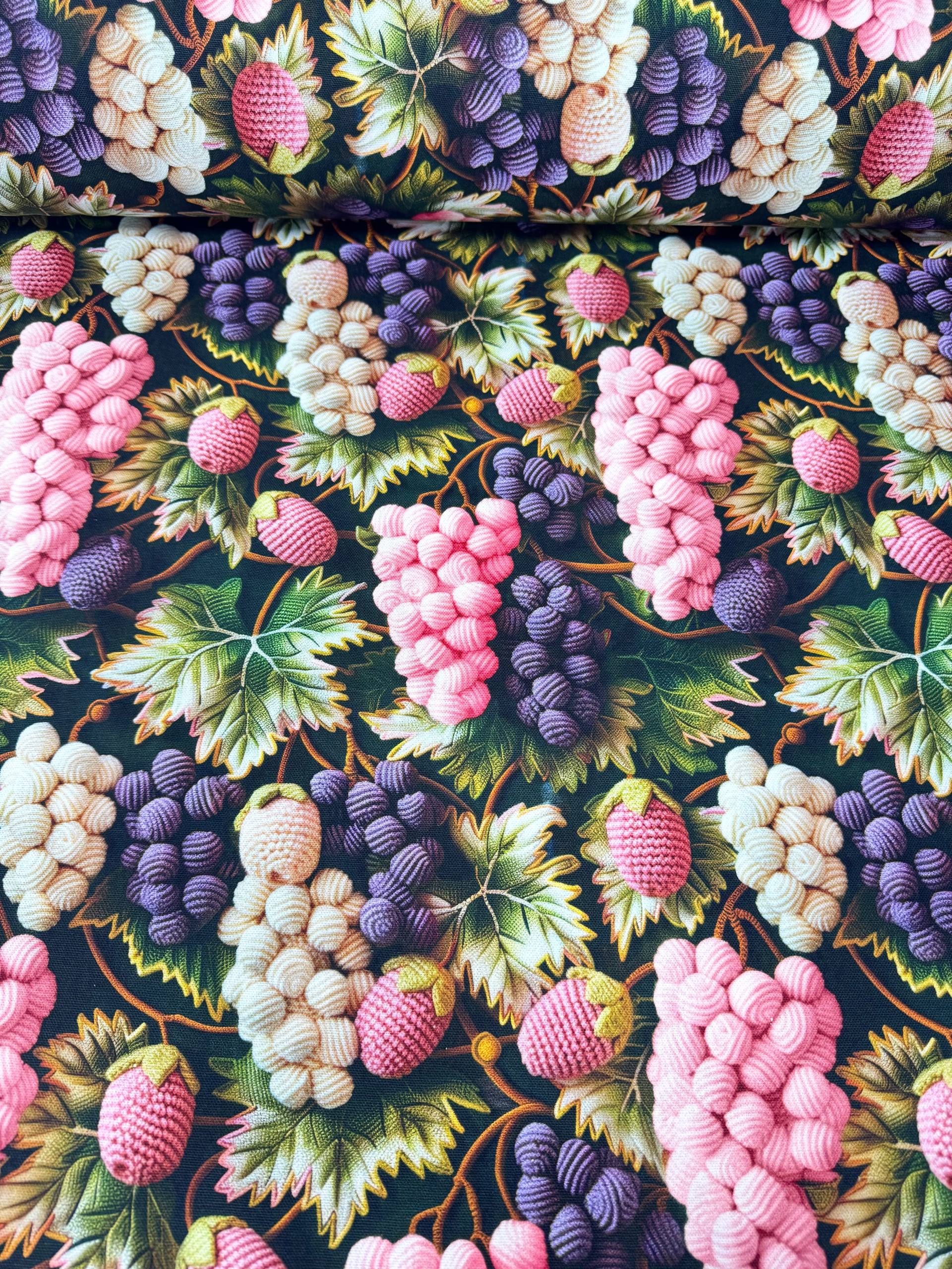 Üzüm Salkımı Desenli Dijital Baskılı Duck Kumaş - Duck Bezi