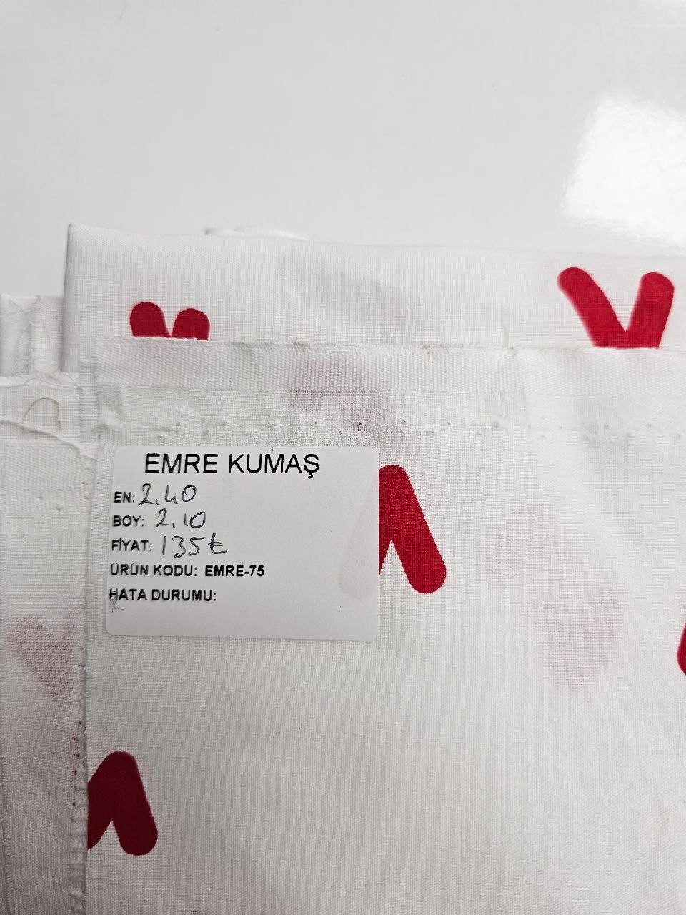 Poplin Fabric for Bed Linen with Heart Pattern