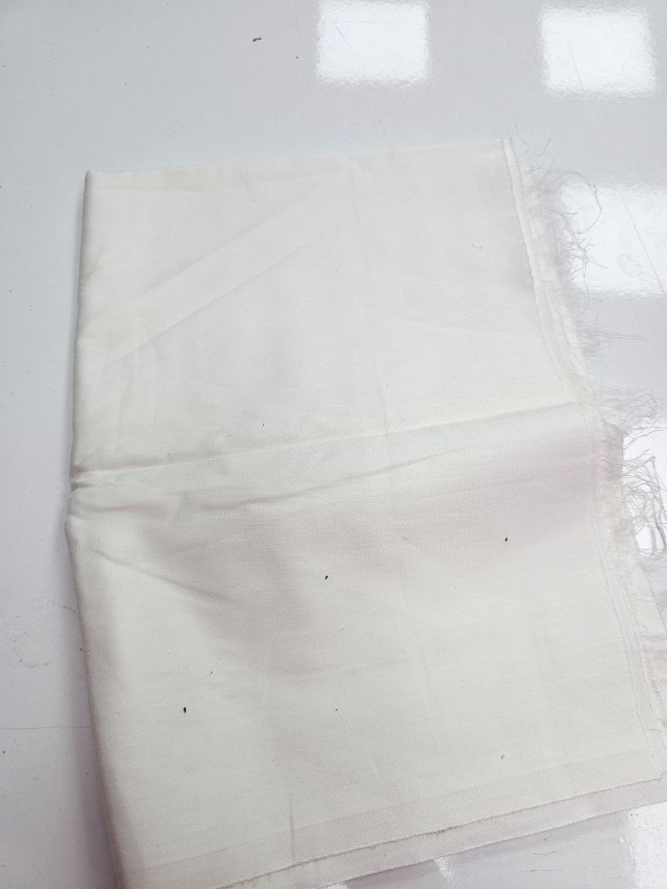 Ekru Renk Pamuk Saten Kumaş