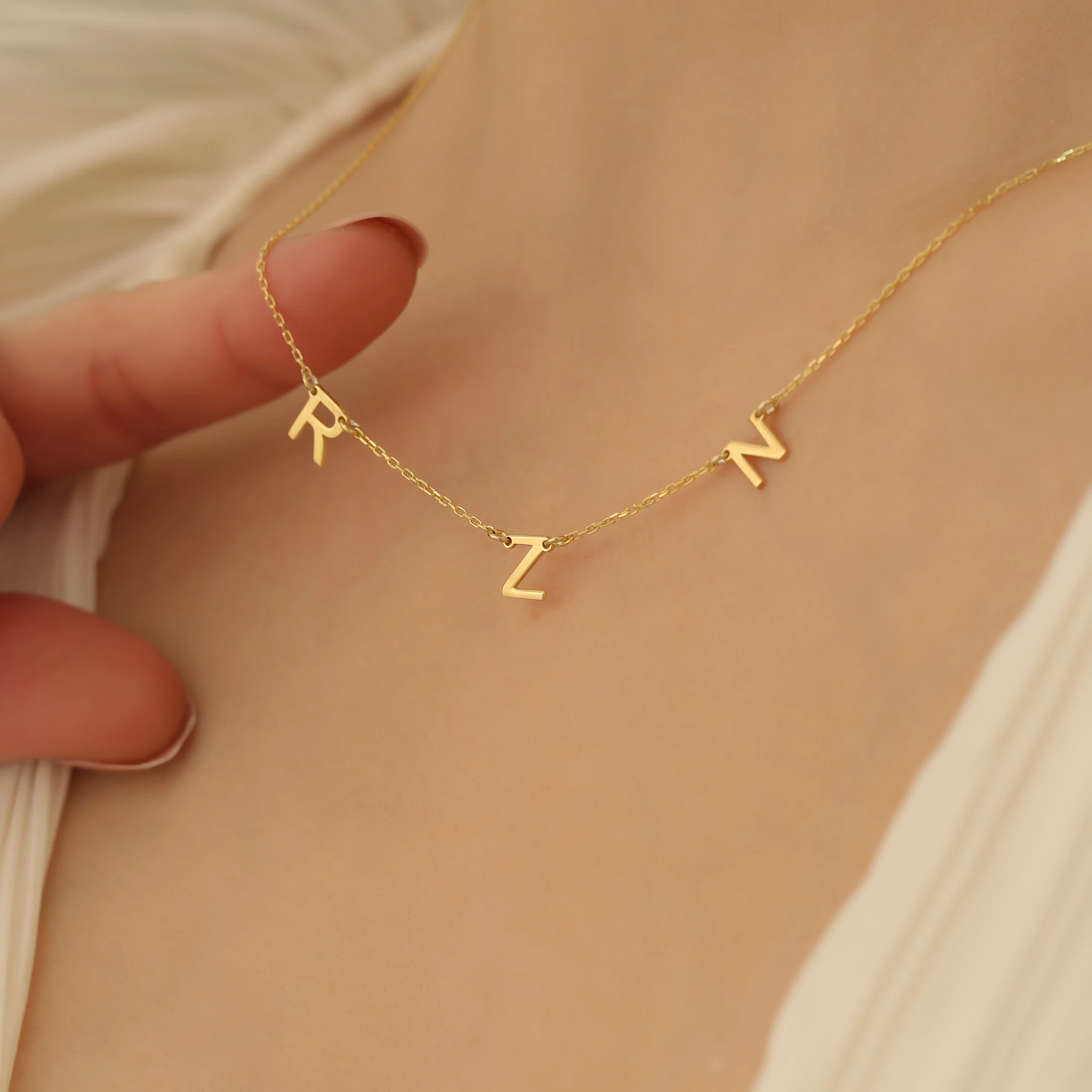 Üç Harf Gümüş Kolye