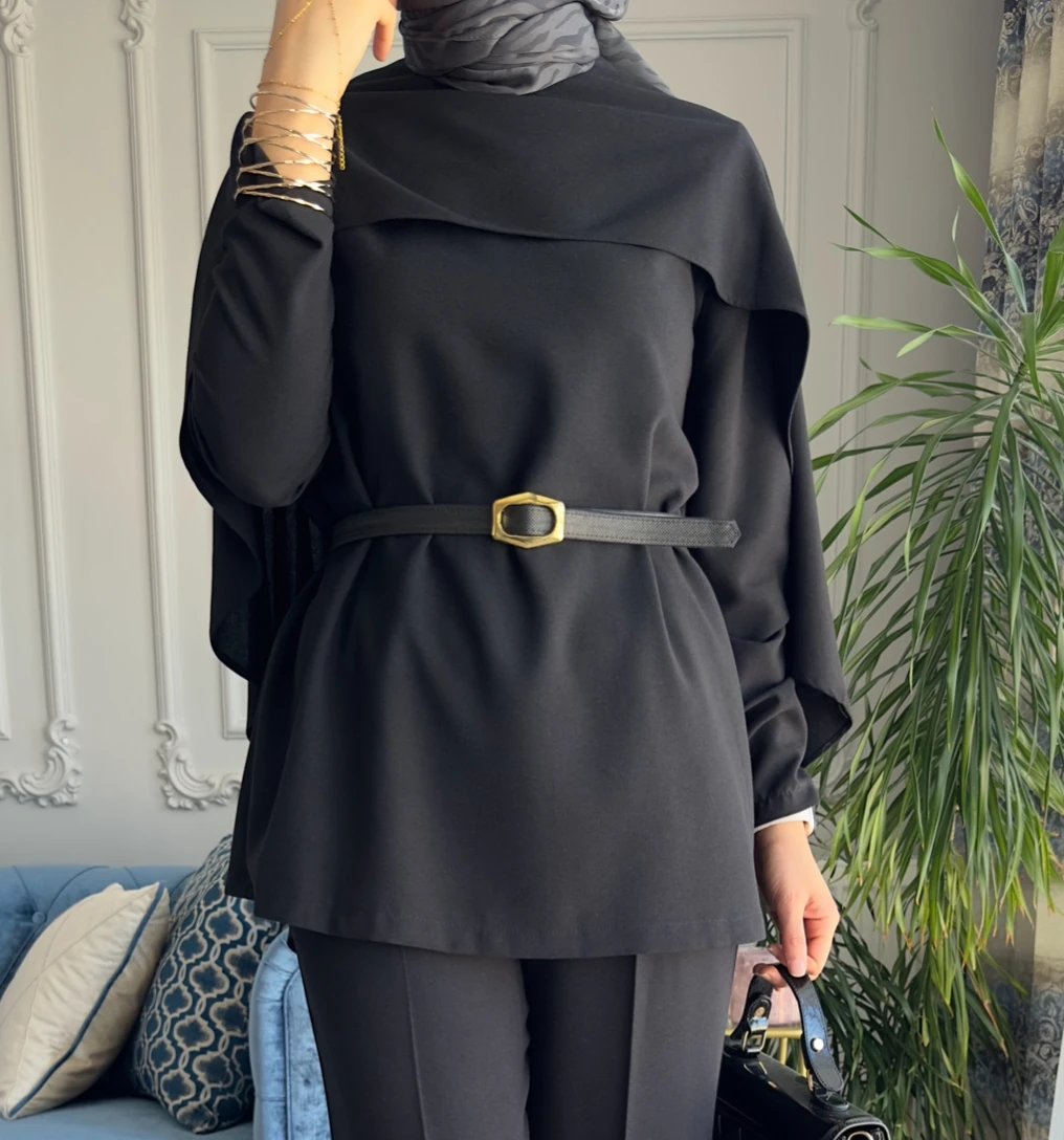 Pelerinli Takım Siyah