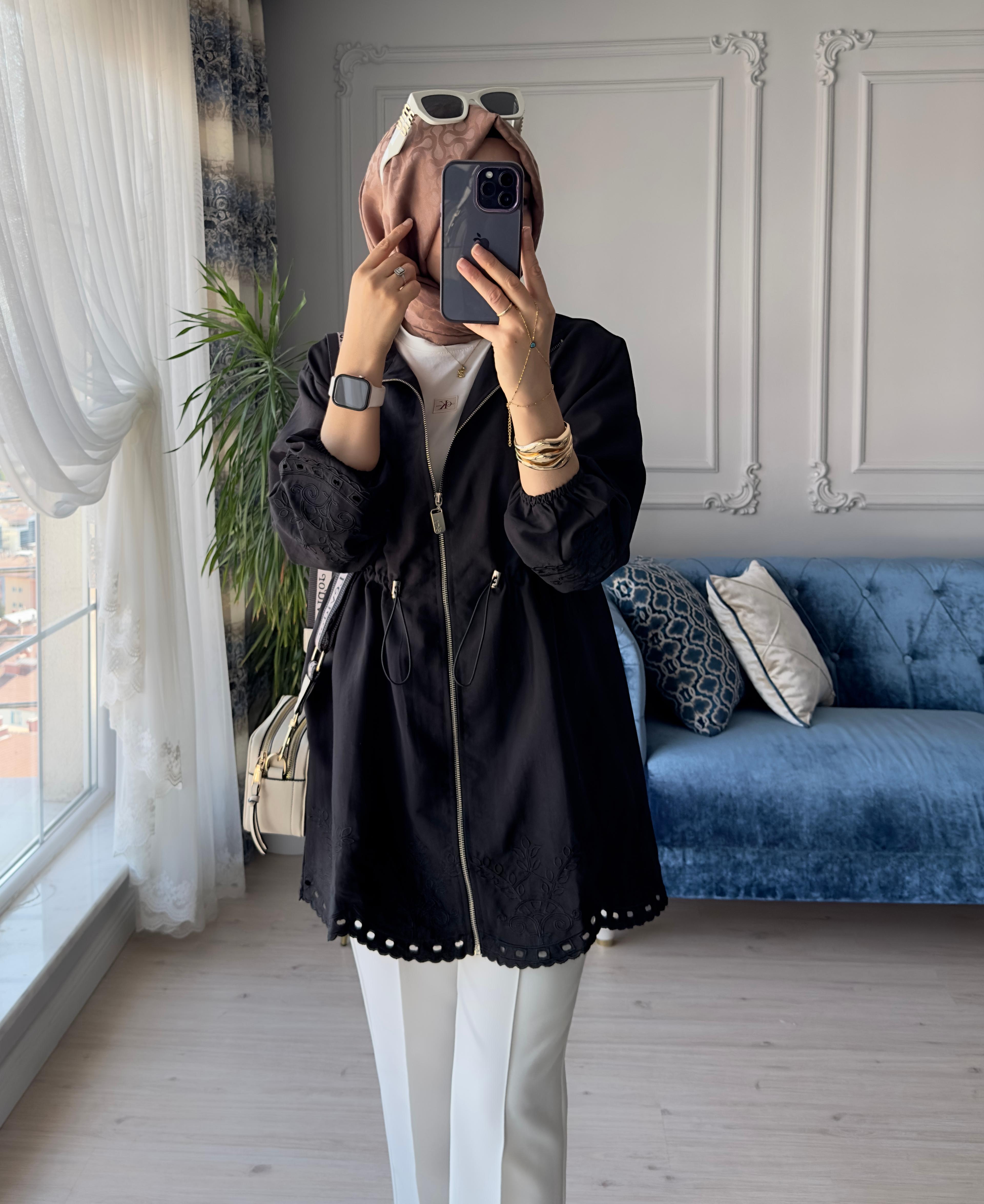 Helen Nakışlı Ceket Siyah