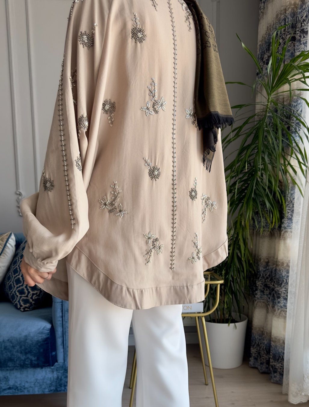 Boncuk İşlemeli Kimono Bej
