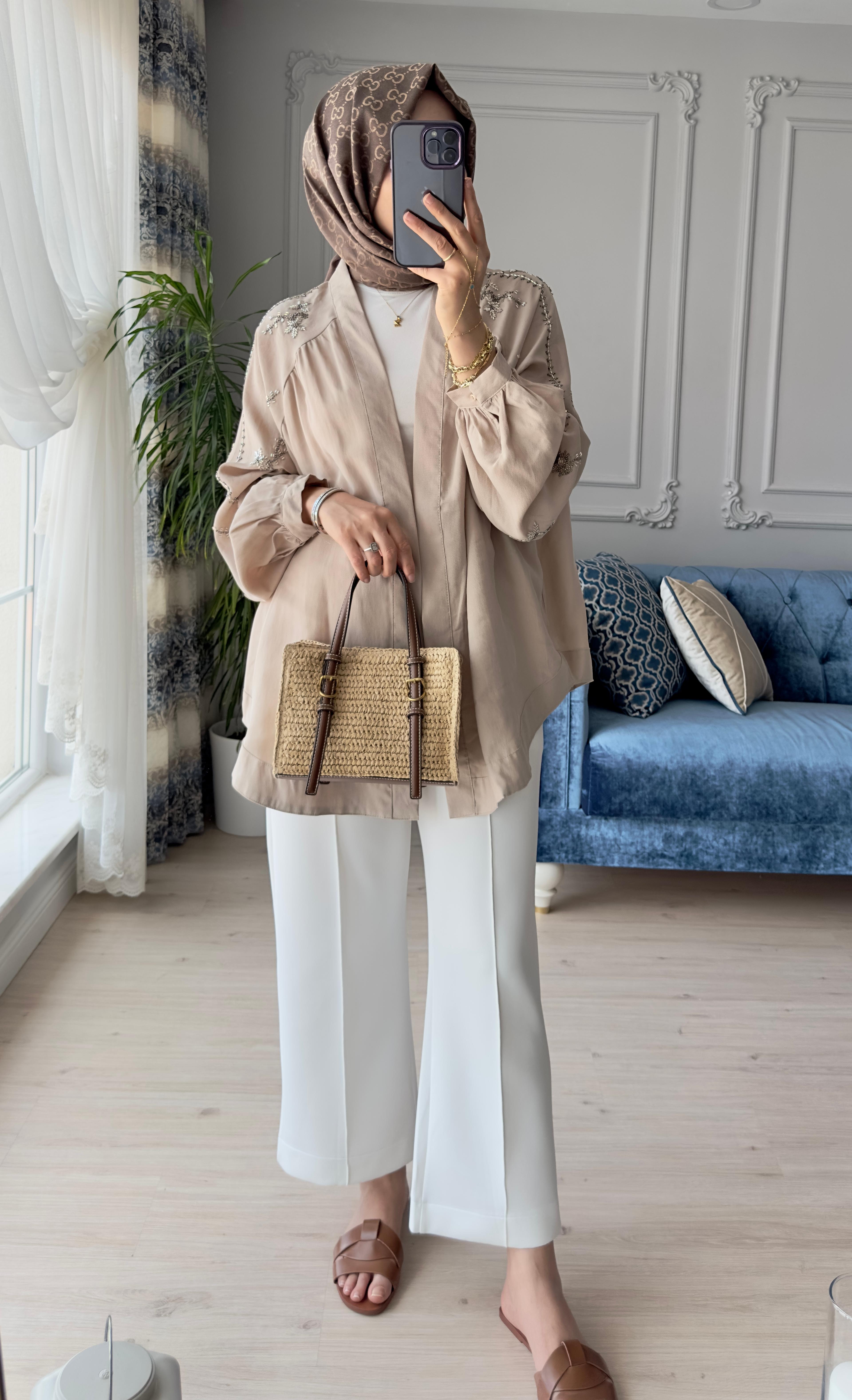 Boncuk İşlemeli Kimono Bej