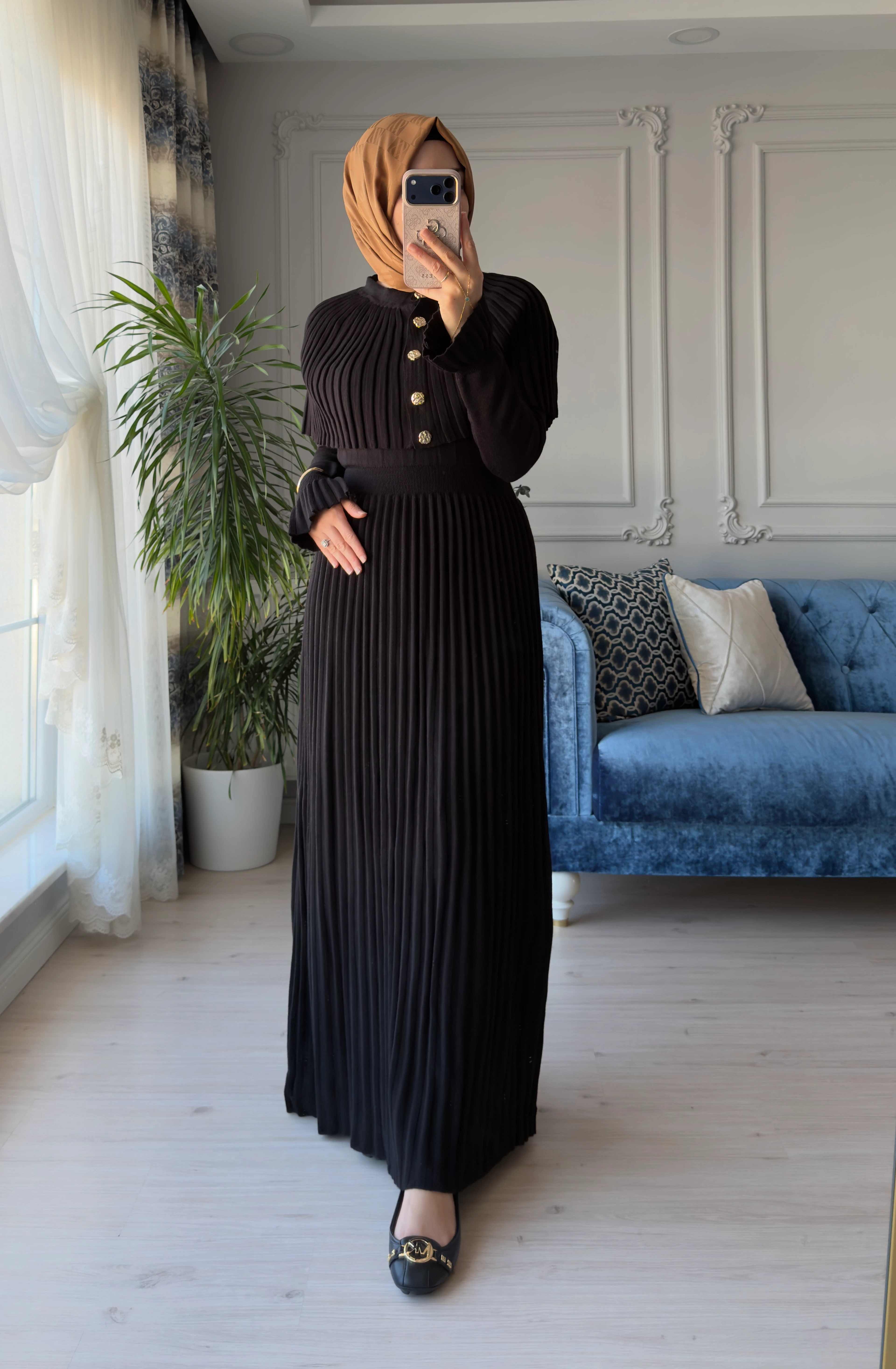 Afra Piliseli Elbise Siyah