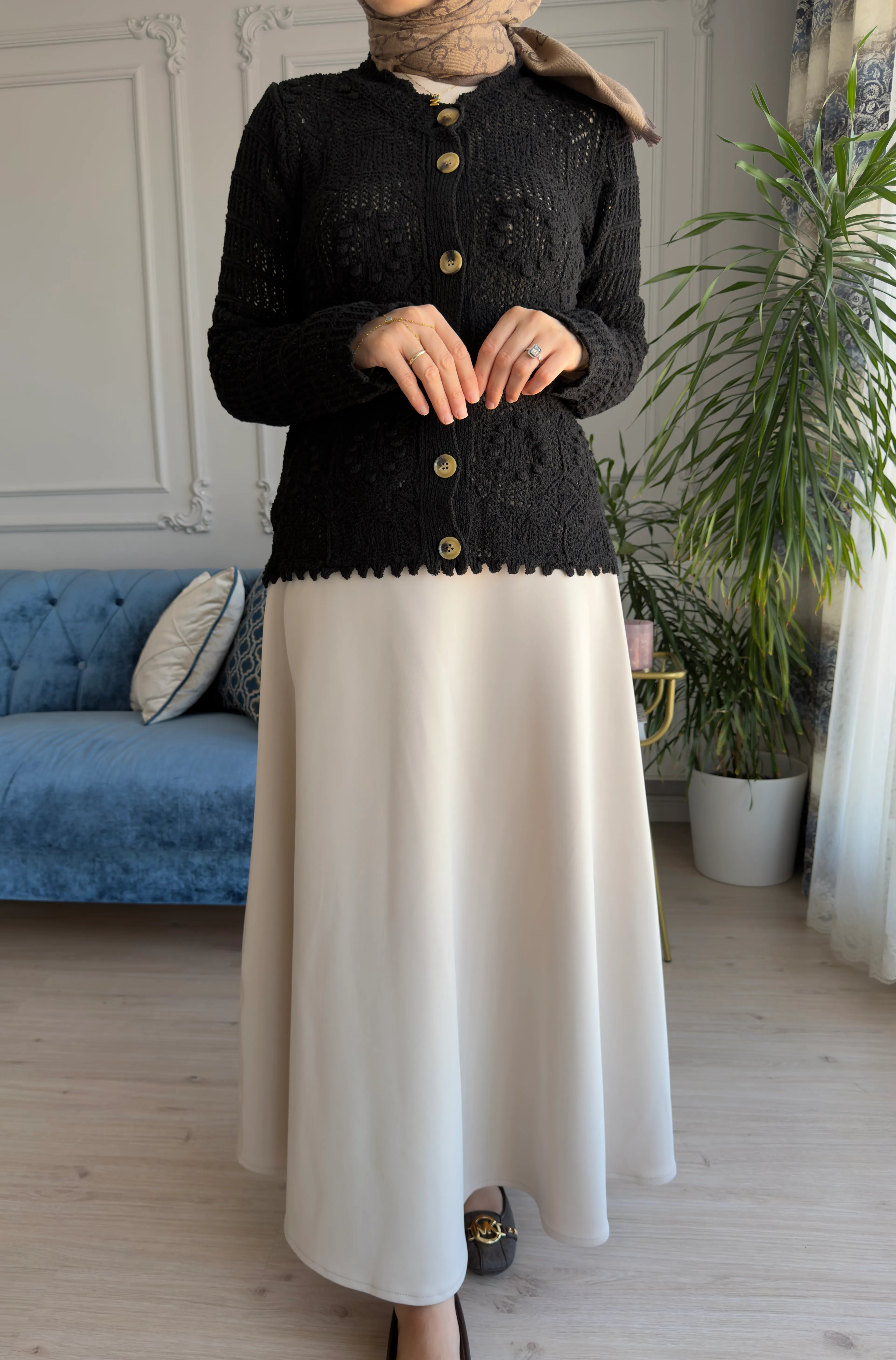 Düğmeli Hırka Siyah