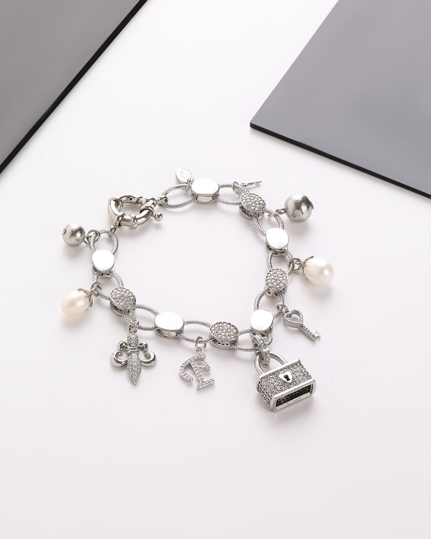 Luck Charm Bileklik