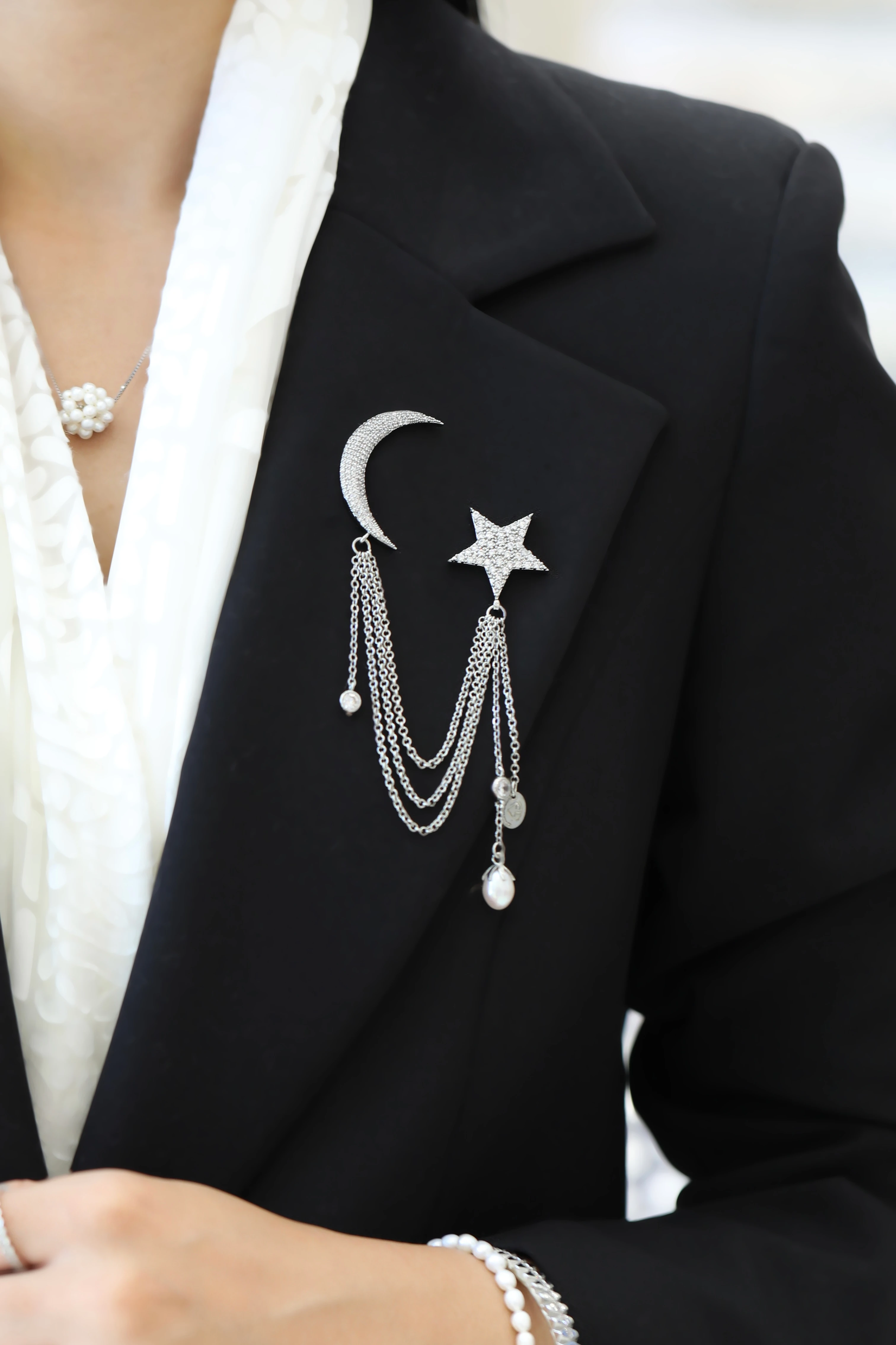 Ay Yıldız İncili Zincir Detaylı Broş