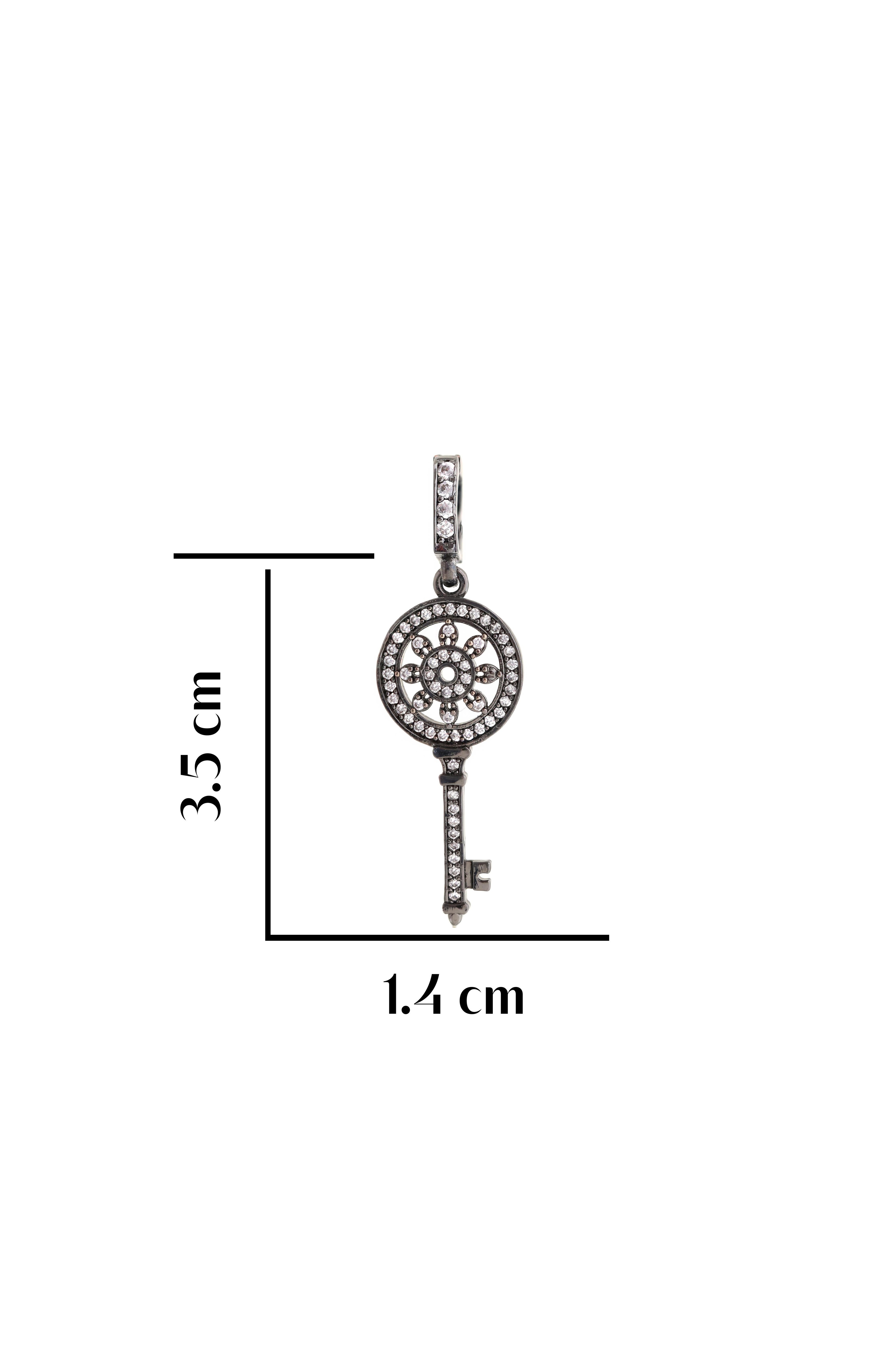 Klasik Anahtar Charm