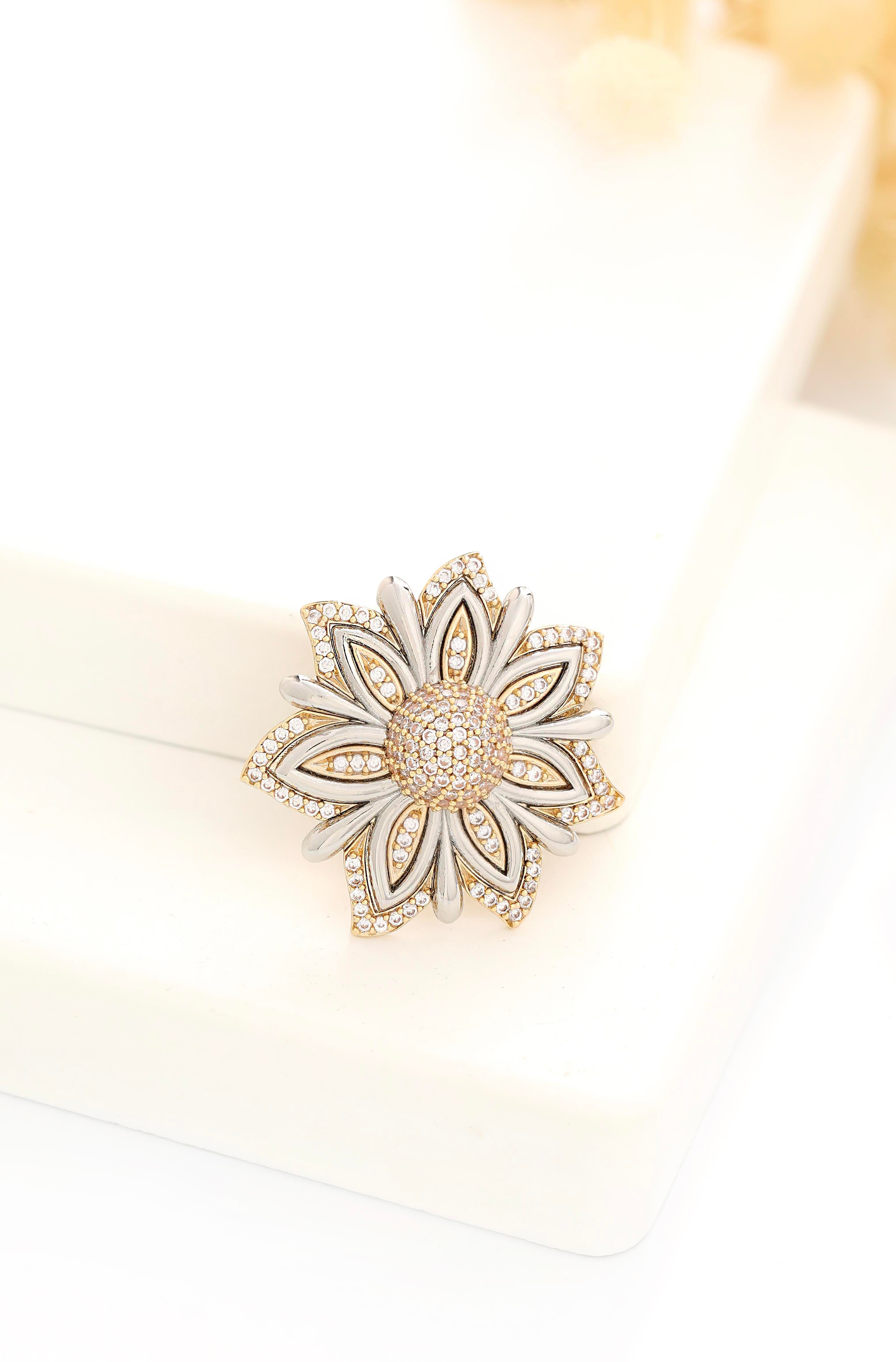 Lotus Çiçeği Broş