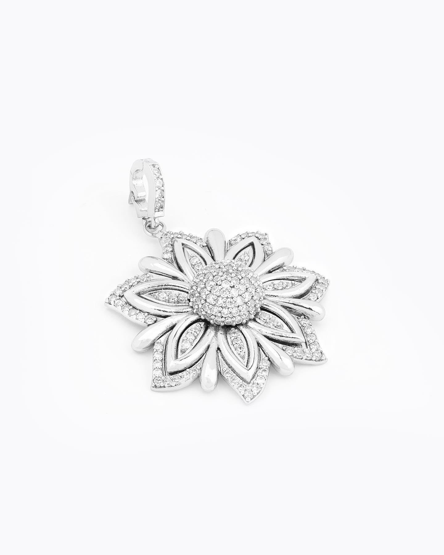 Lotus Çiçeği Kolye Ucu