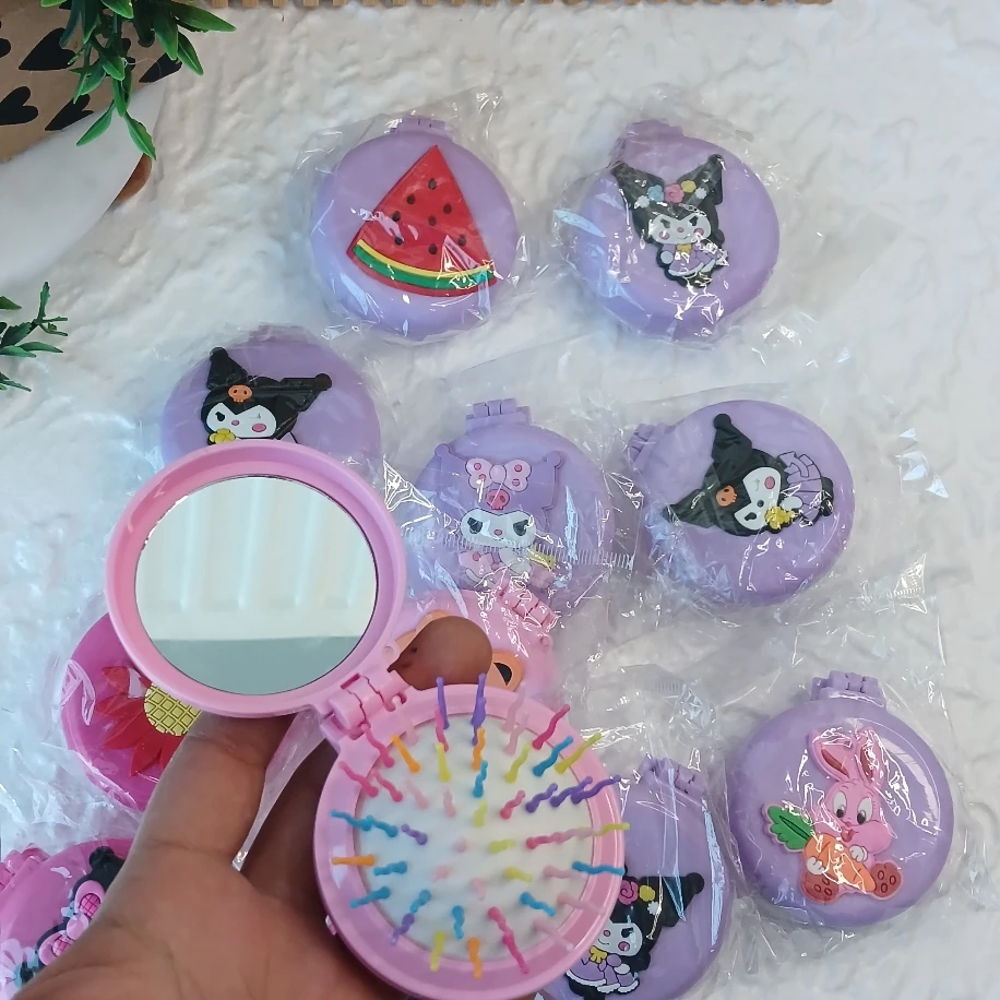 Katlanır Aynalı Tarak ( 1 Adet )