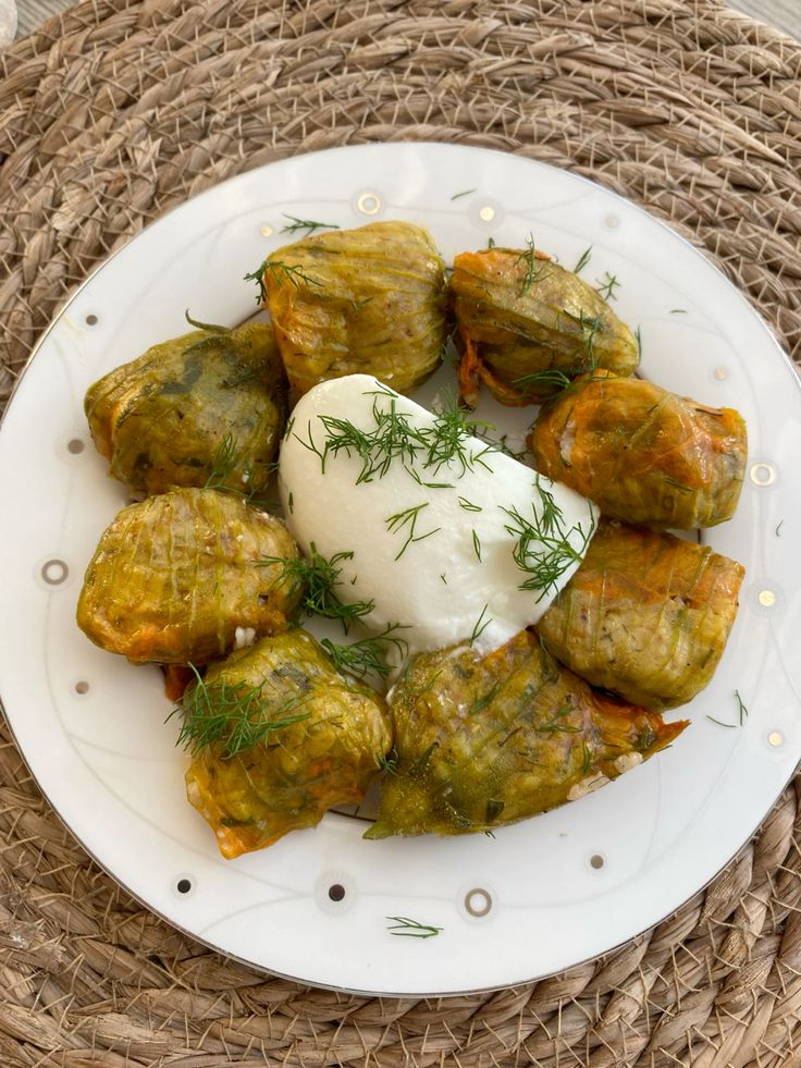 Zeytinyağlı Kabak Çiçeği Dolması (Kolay ve Pratik Tarif)